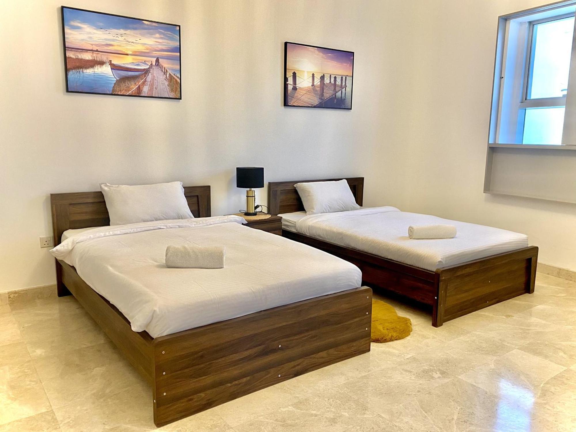 3br Gem With Stunning Views Apartament Dubai