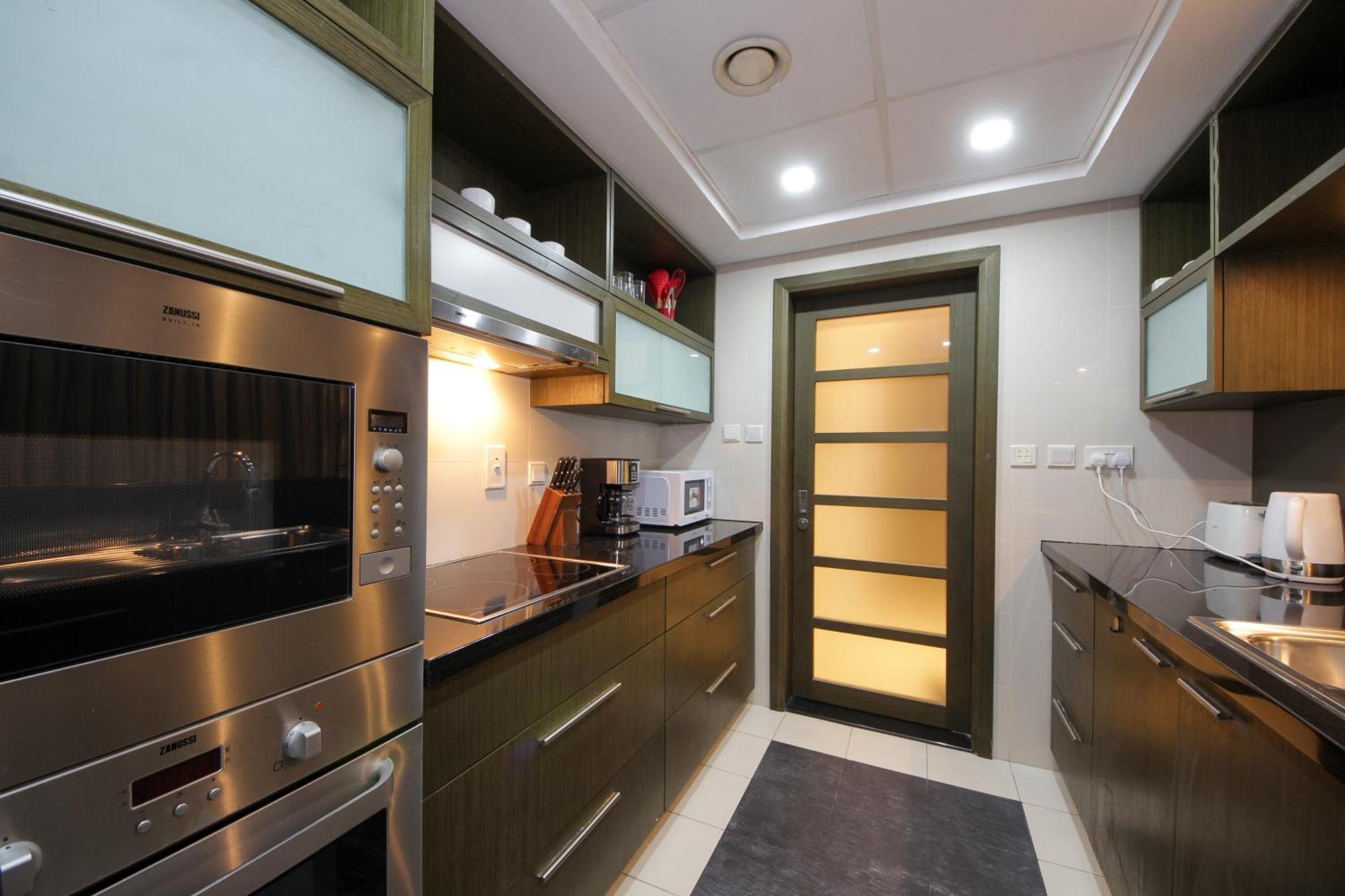 Spectacular 1bhk Near Mall In The Lofts East - Truebleu Homes * Dubái
