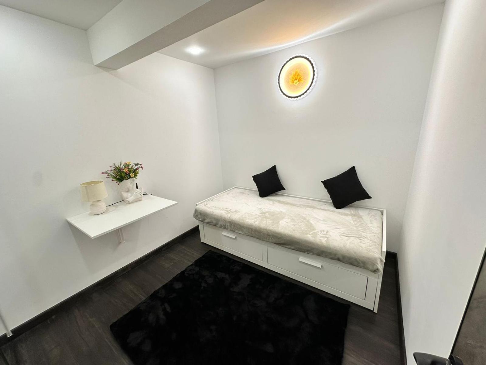 In The Luxury Marina Crown Tower Walk To Barasti Lejlighed Dubai