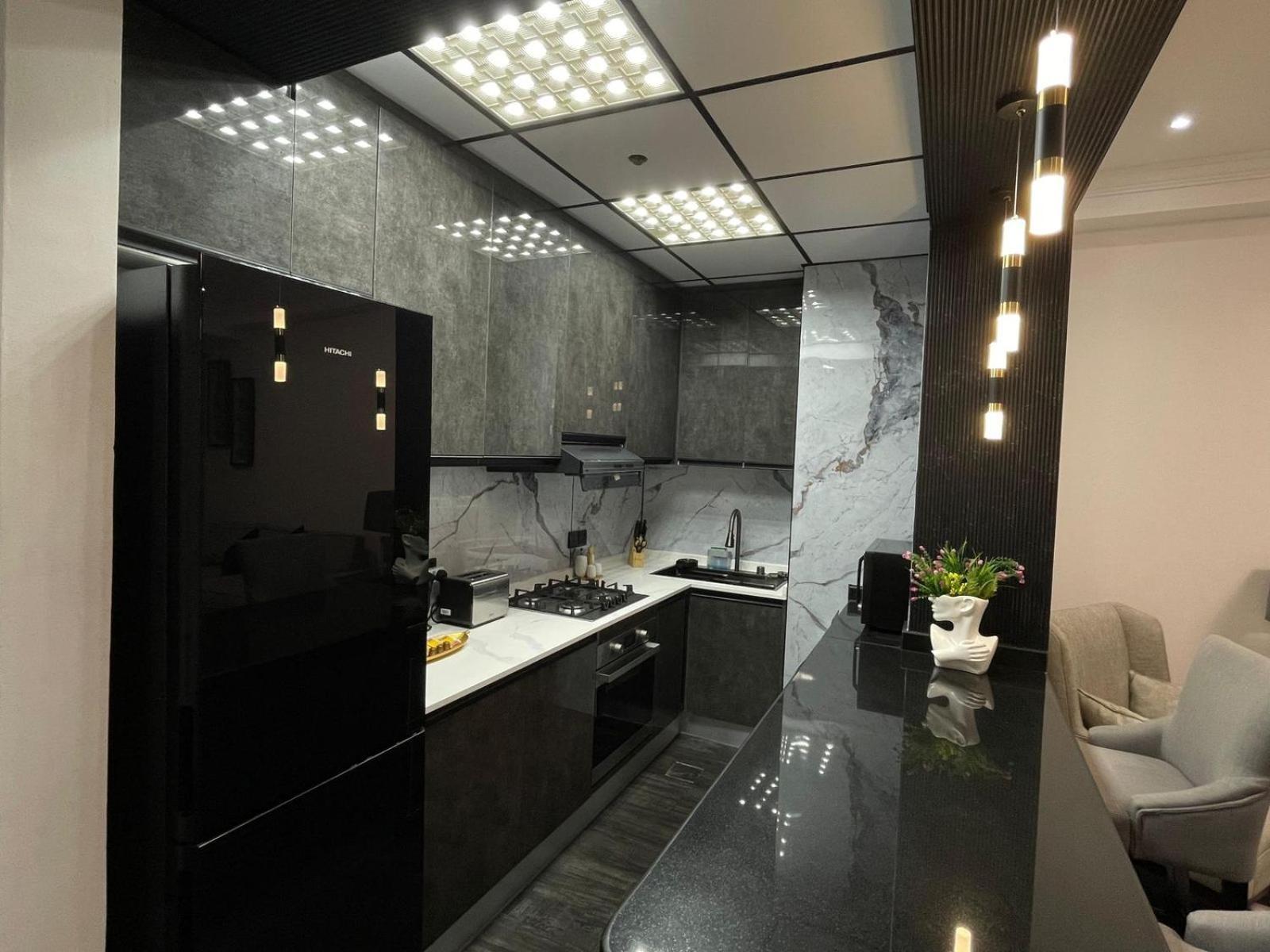 In The Luxury Marina Crown Tower Walk To Barasti Lejlighed Dubai