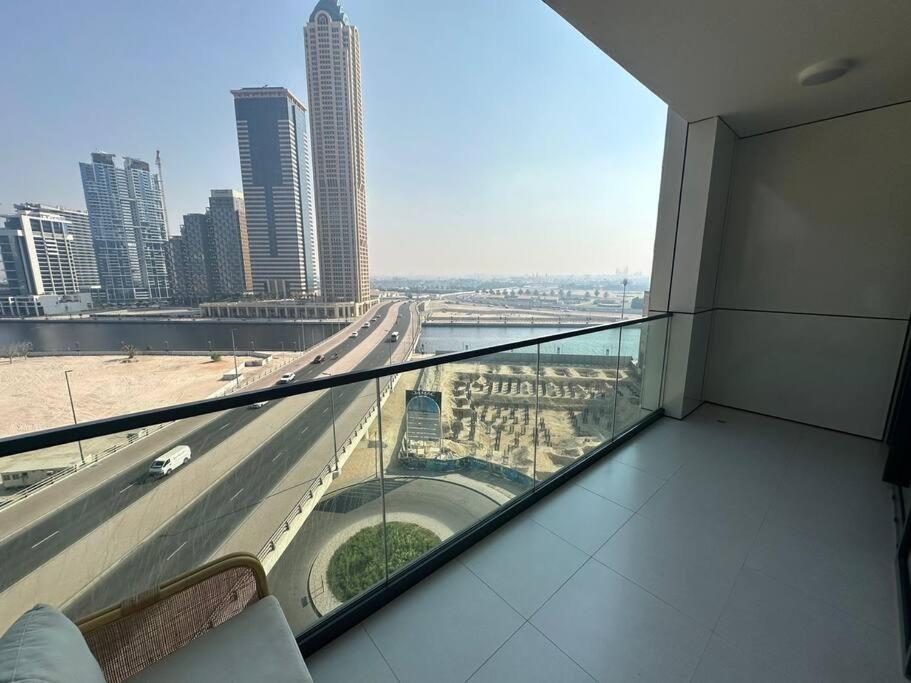Appartement 1br In Zada Tower Business Bay - Close To Metro Dubaï