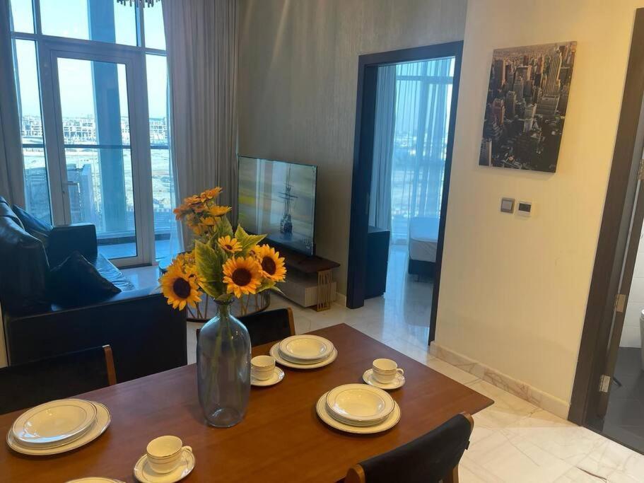 Appartamento Trendy 1br On Business Bay Canal *
