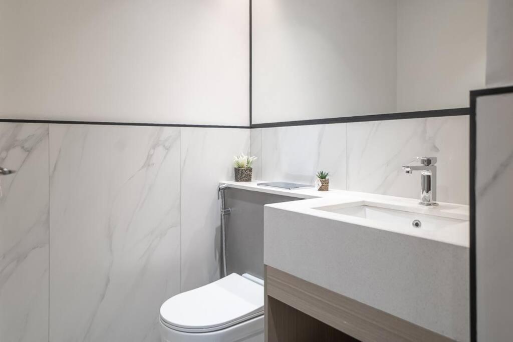 Modern 1 Bedroom In Aria * Dubái