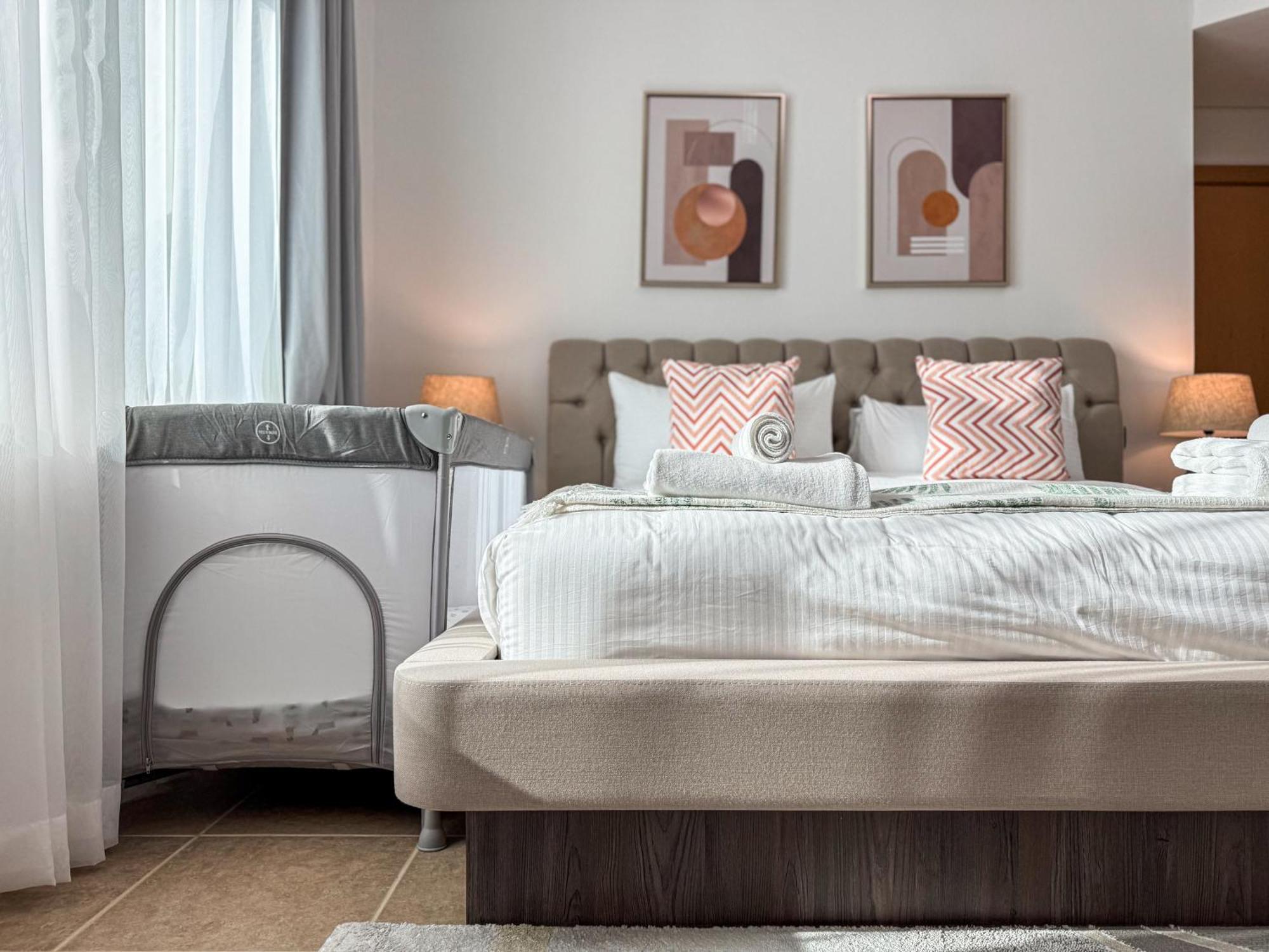 Lägenhet Beachfront 2br - Private In Palm Jumeirah Dubai