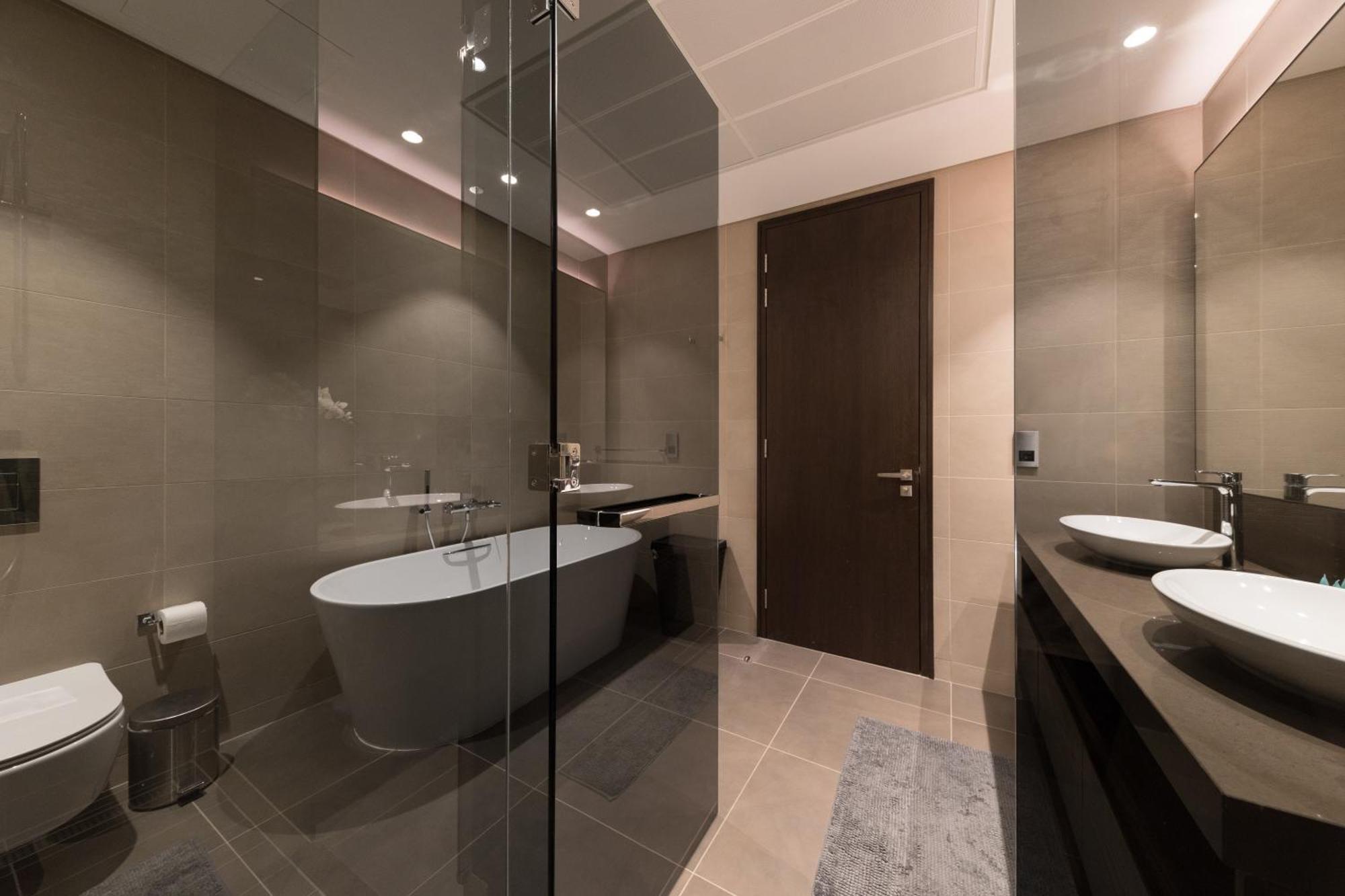 2br In Jumeirah Living Marina Gate Dubai