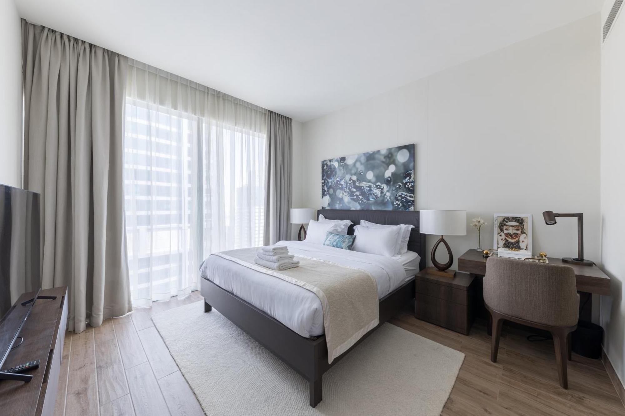 2br In Jumeirah Living Marina Gate Apartment