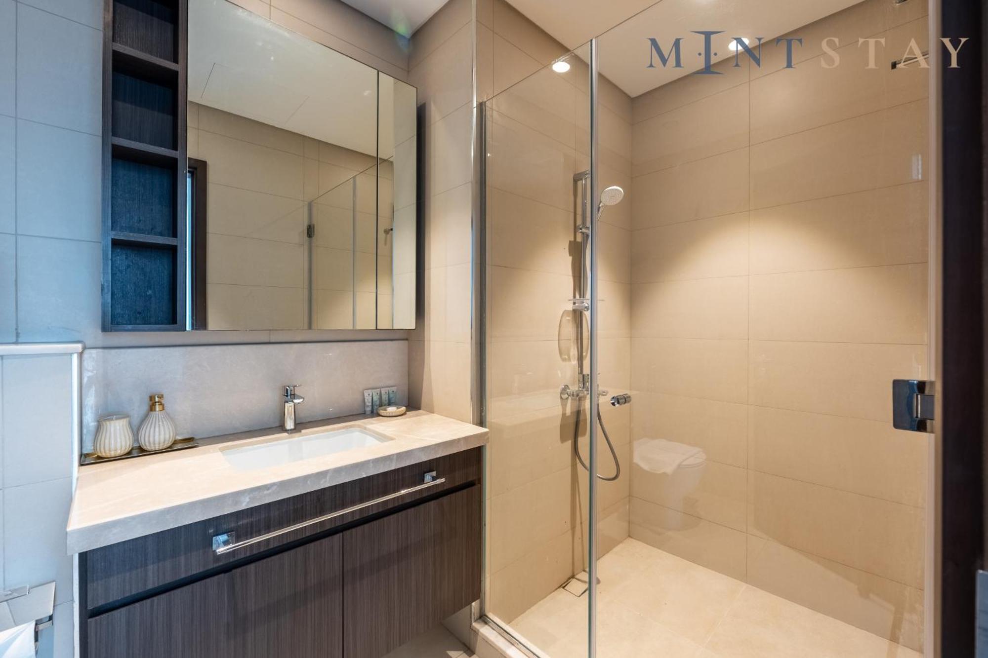 Downtown Views I Burj Khalifa View, Downtown - Mint Appartement