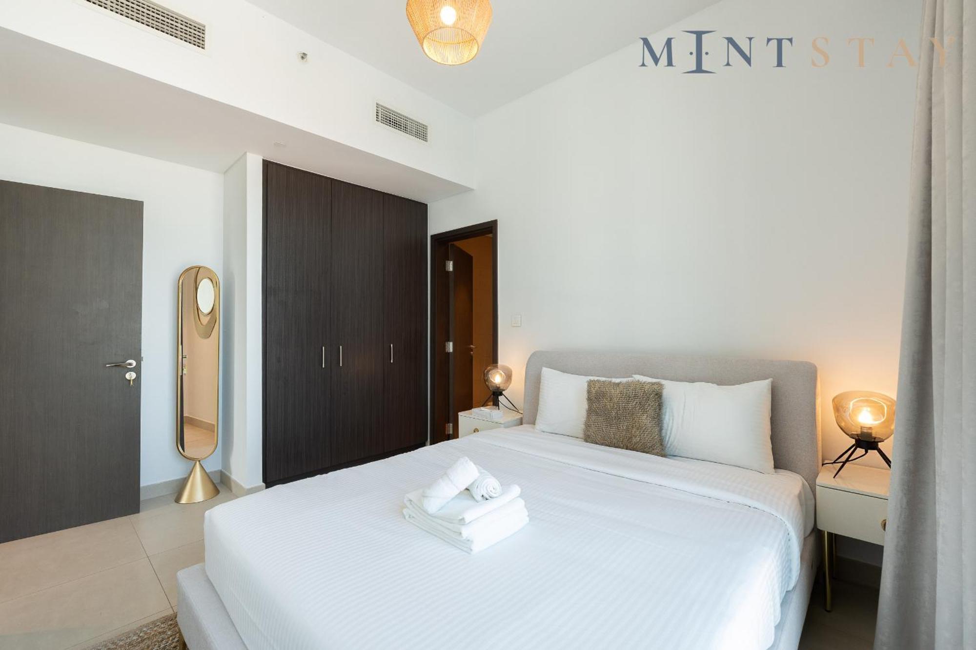 Downtown Views I Burj Khalifa View, Downtown - Mint Appartement *