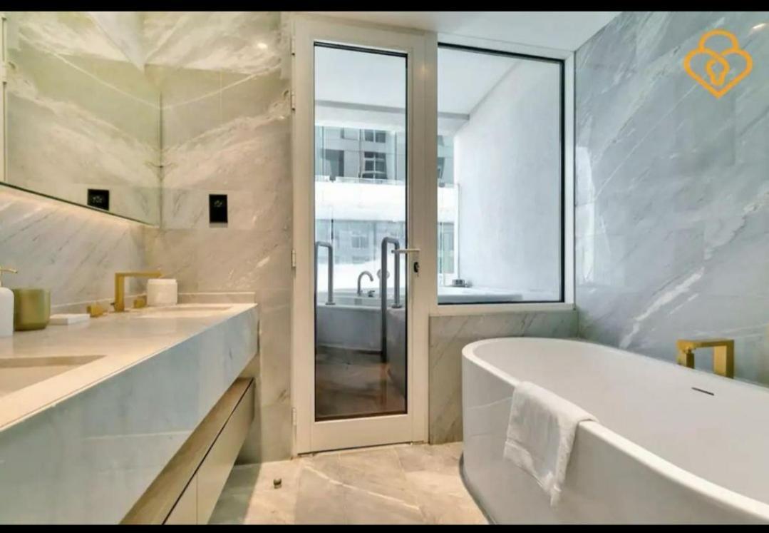 Five Palm Residences 2 Bedroom Apartament Dubai