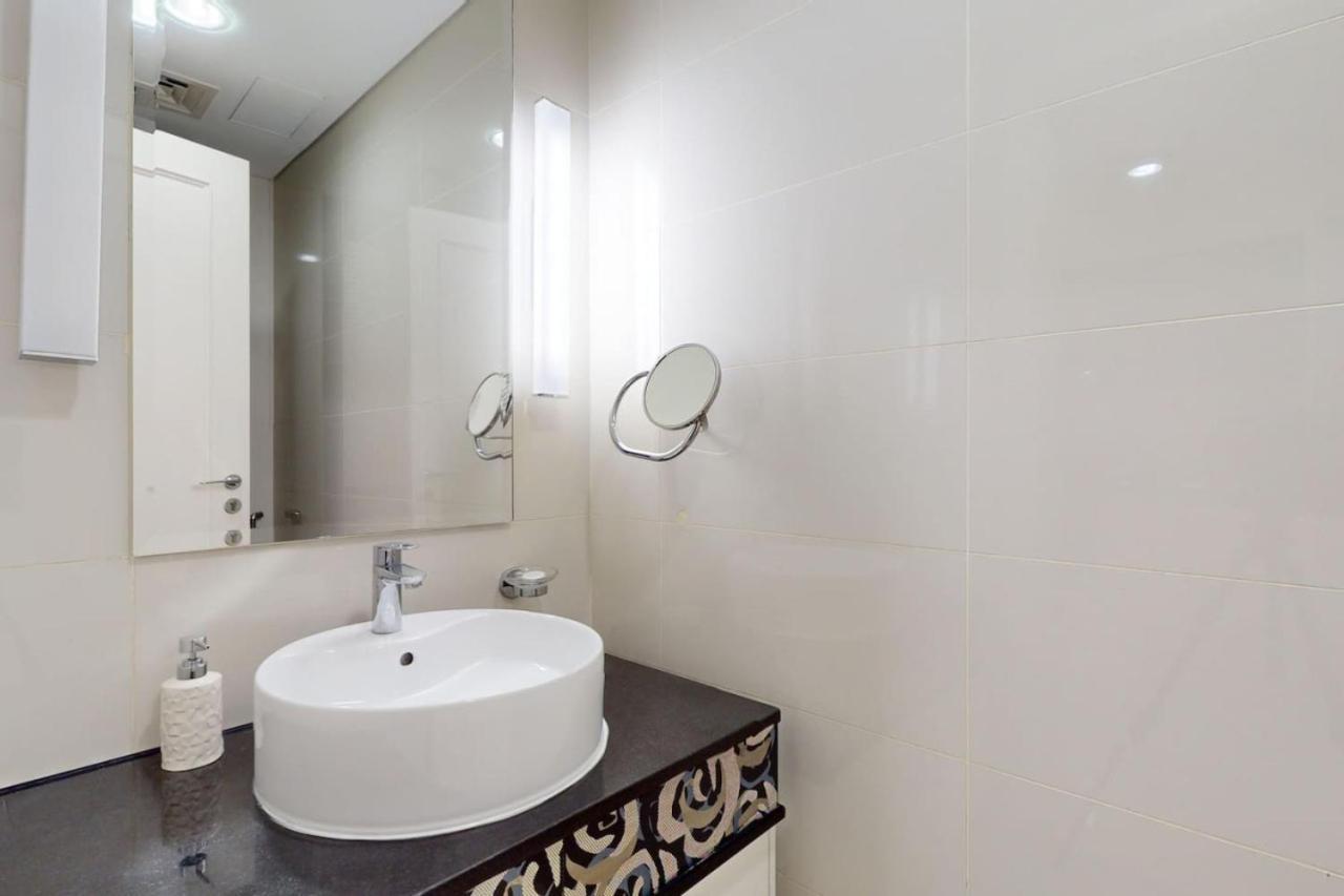 The Signature - Elegant One Bedroom Appartement *