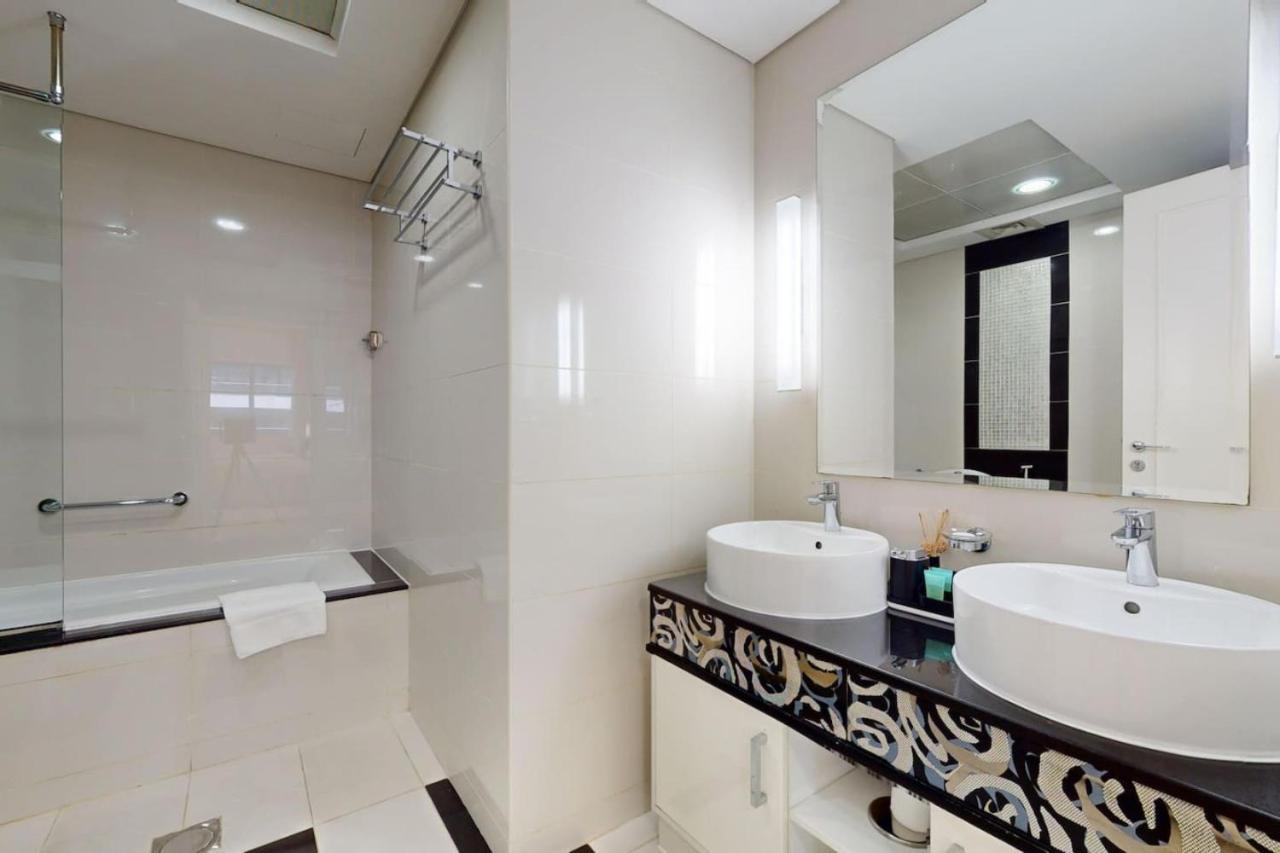 The Signature - Elegant One Bedroom