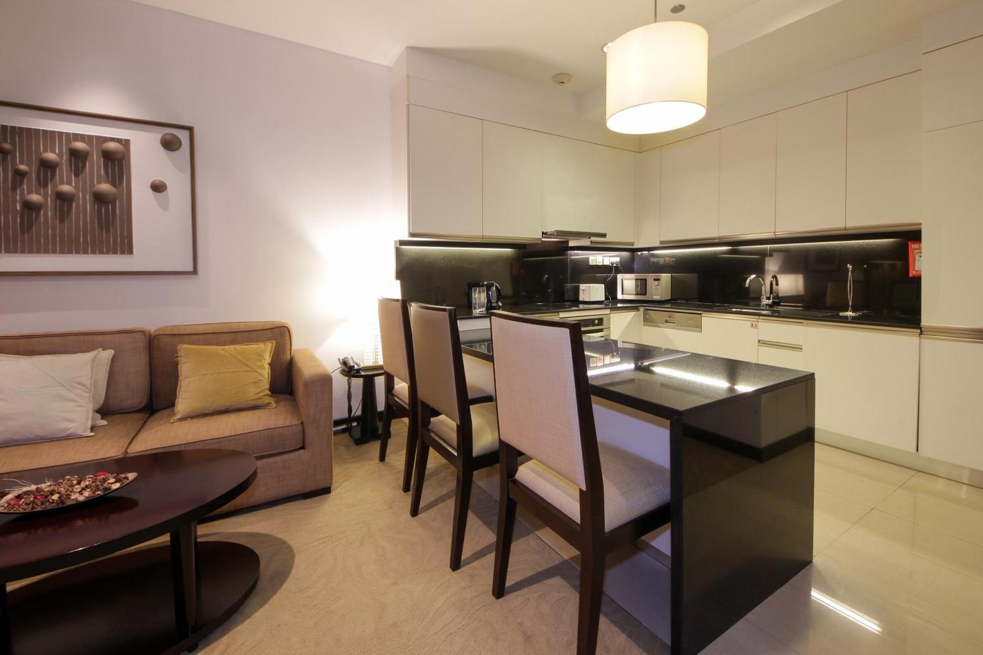 Exclusive Marina View In Jw Marriott, Marina *