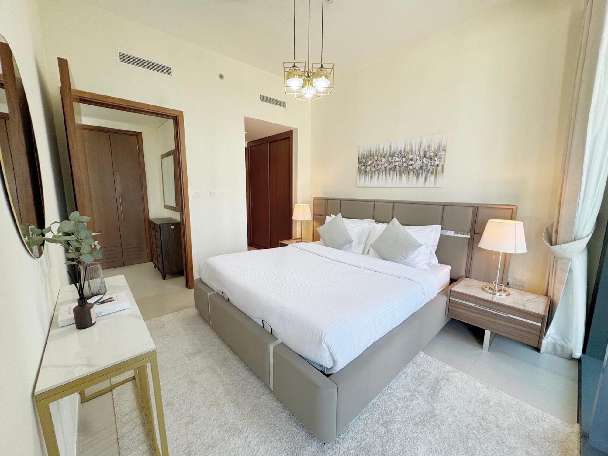 Spacious And Vibrant 1br In Boulevard Heights Apartamento *