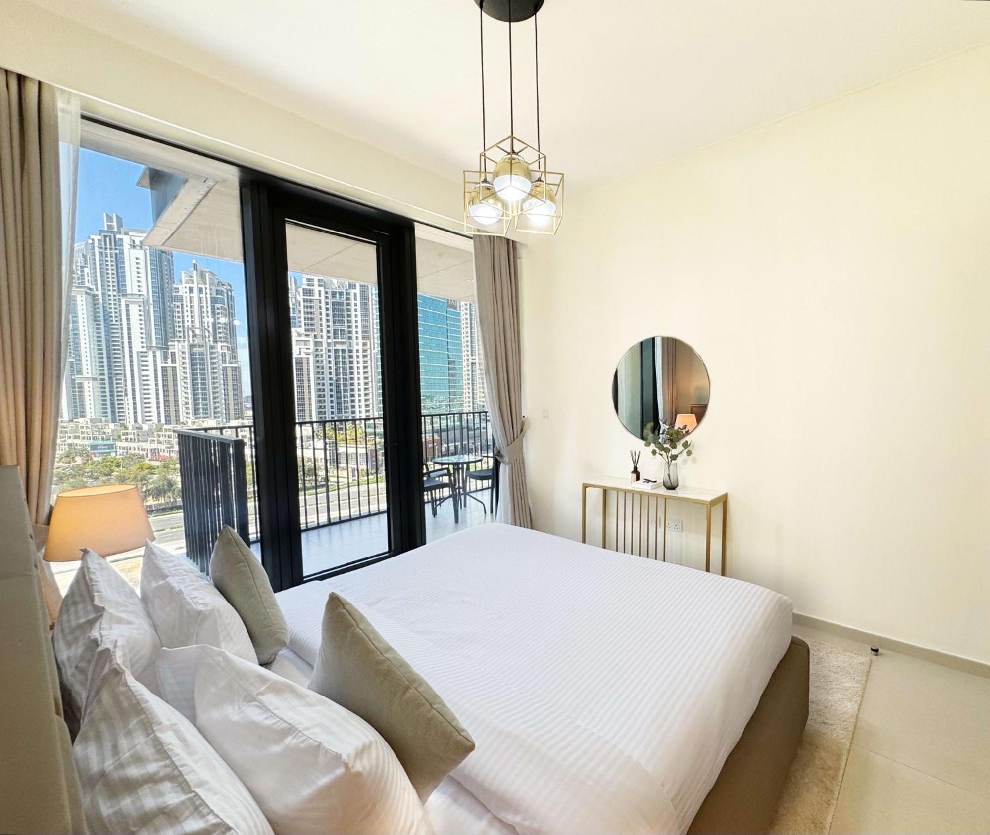 Spacious And Vibrant 1br In Boulevard Heights Apartamento