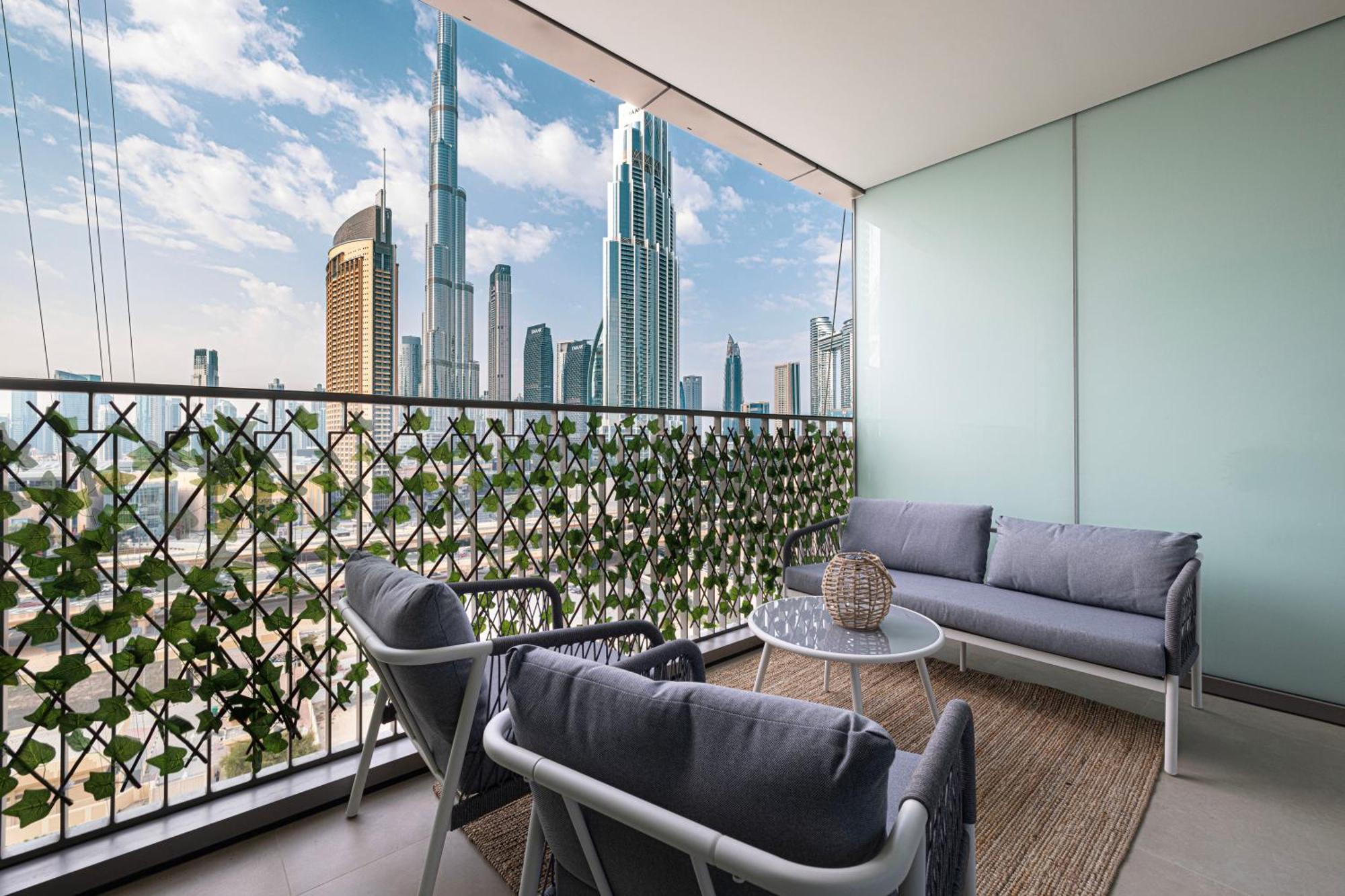 Burj Khalifa View, 2 Balcony W Lounge, Mall Access, Gym, Infinity-pool, Playground, Bbq, Family Friendly Appartement