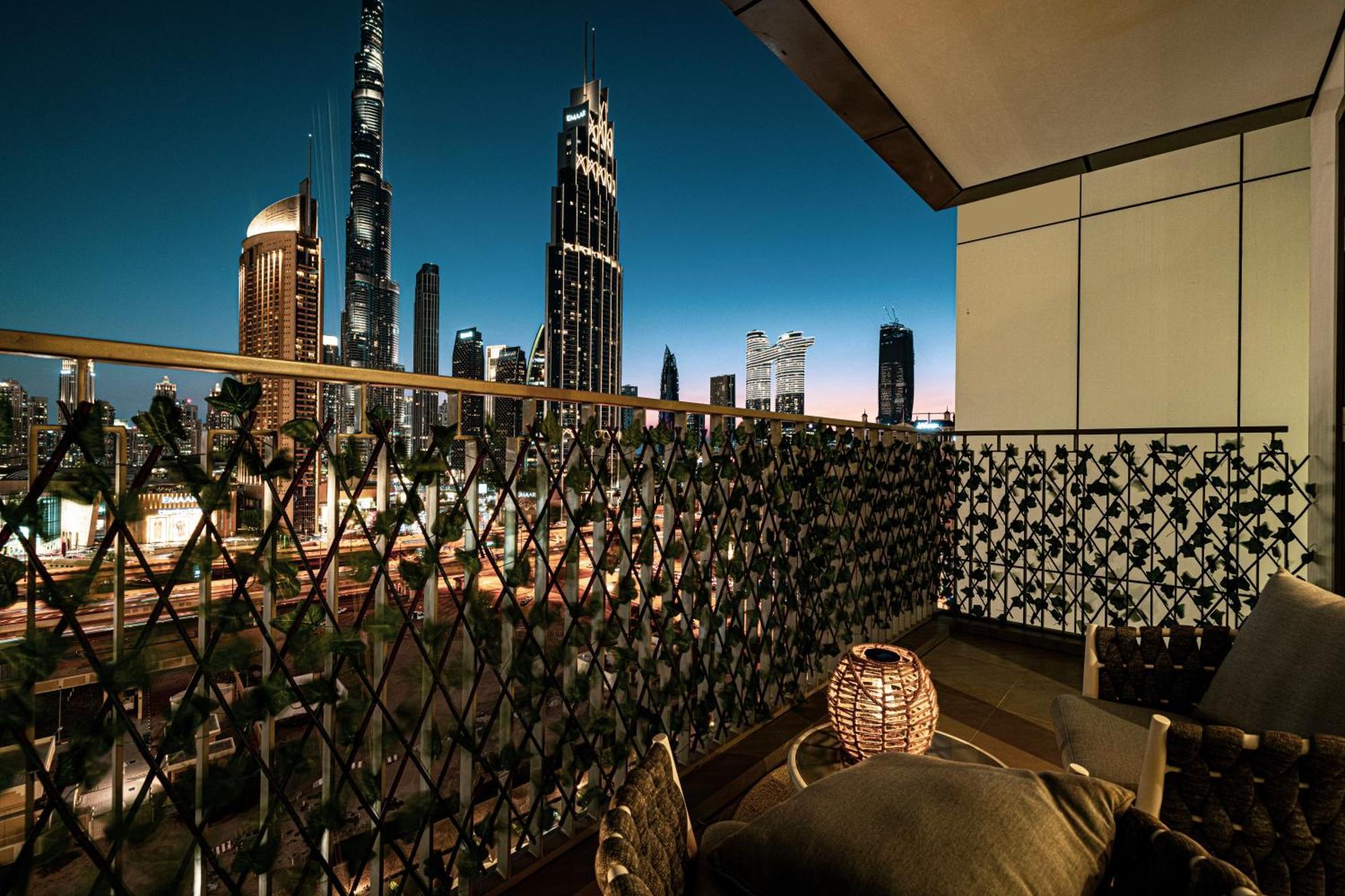 Appartement Burj Khalifa View, 2 Balcony W Lounge, Mall Access, Gym, Infinity-pool, Playground, Bbq, Family Friendly Dubaï
