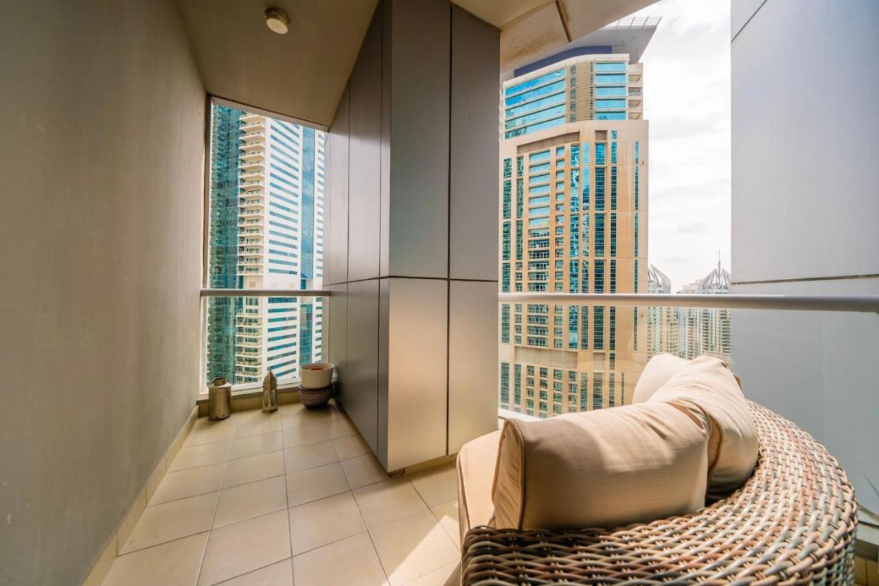 Modern & Bright 1 Bedroom Marina Dubaï