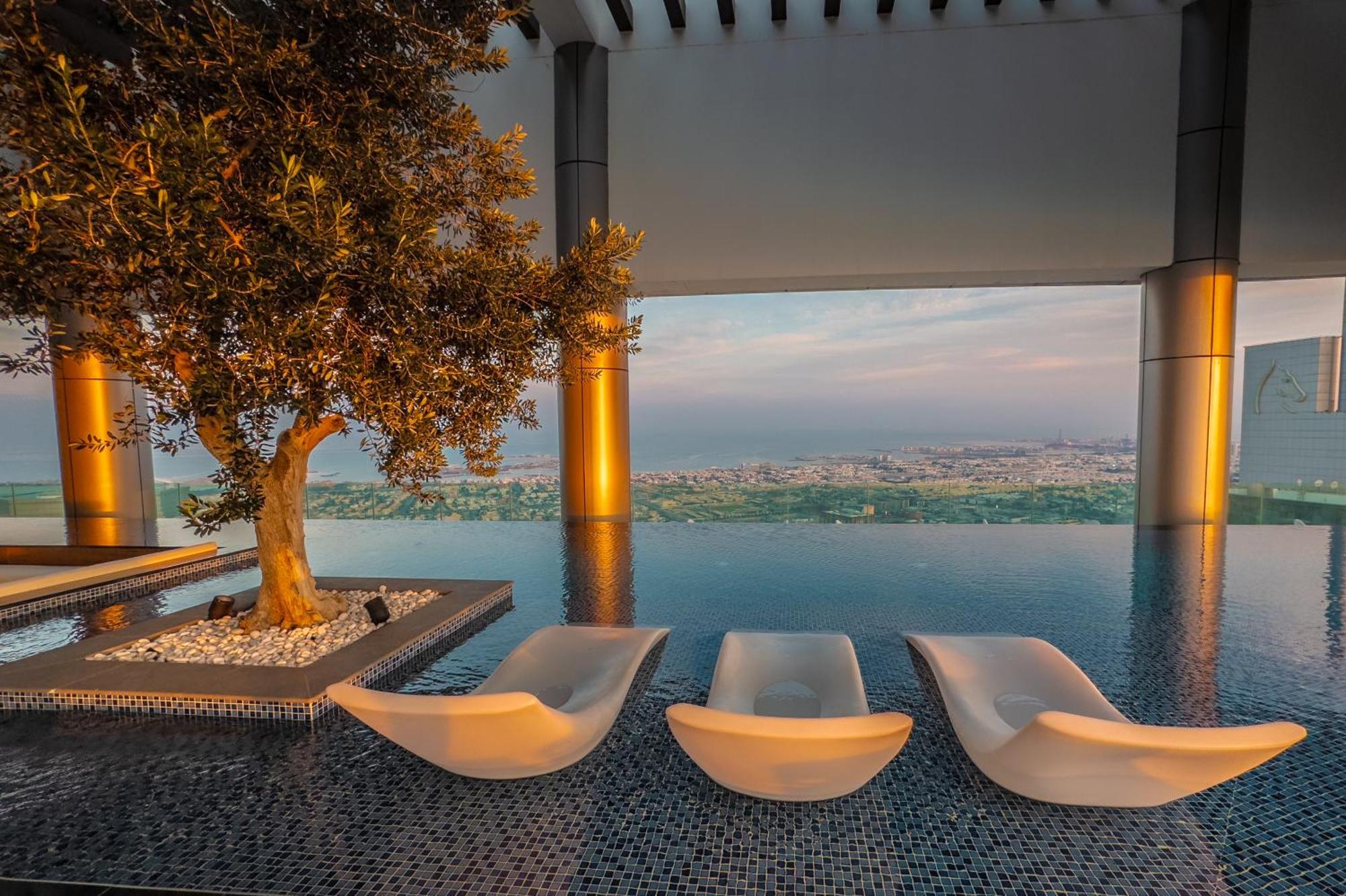 Apartemen Hausreserv At Paramount Midtown - Infinity Pool With Burj Khalifa View - Luxury *