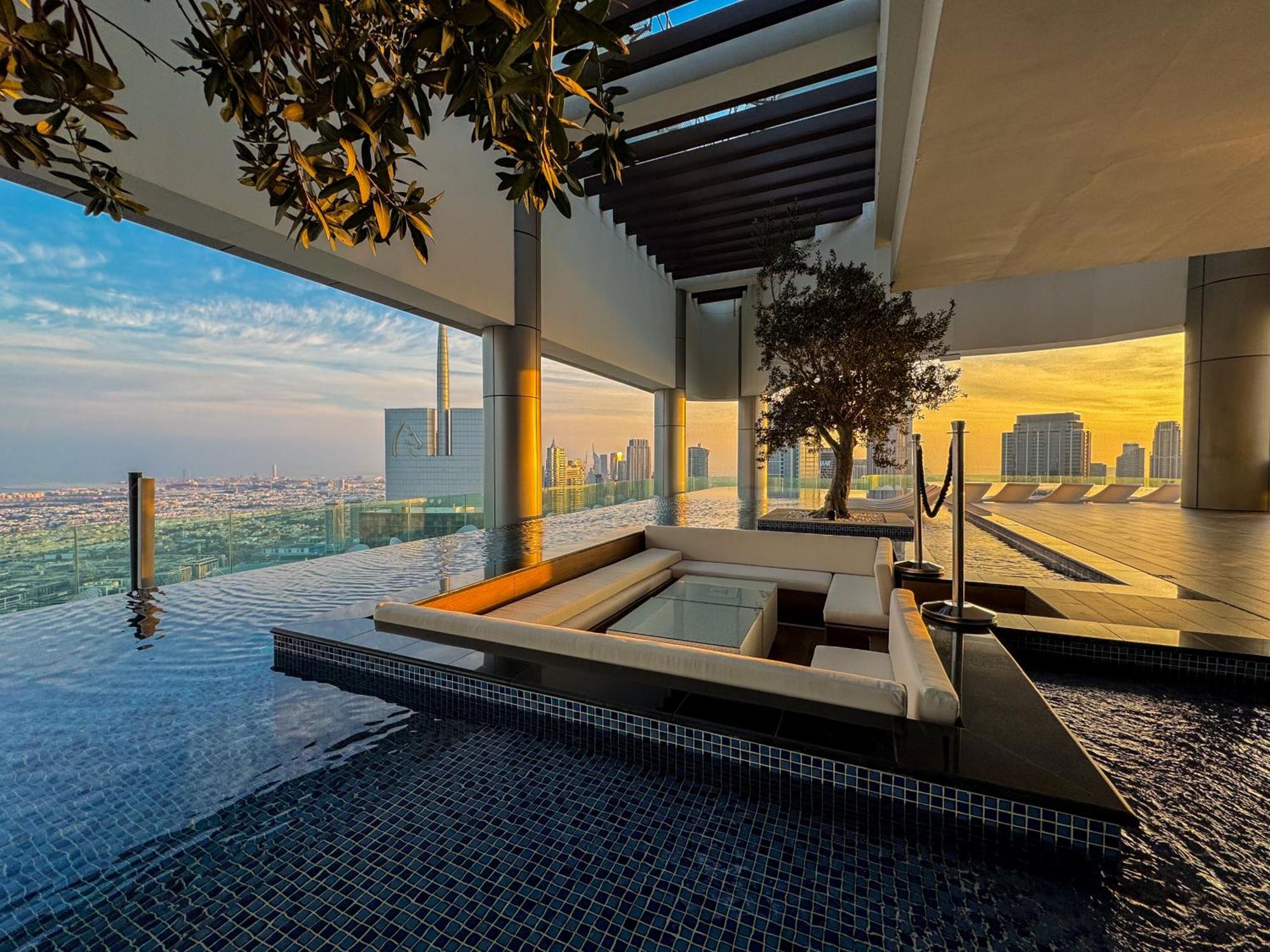 Apartemen Hausreserv At Paramount Midtown - Infinity Pool With Burj Khalifa View - Luxury Dubai