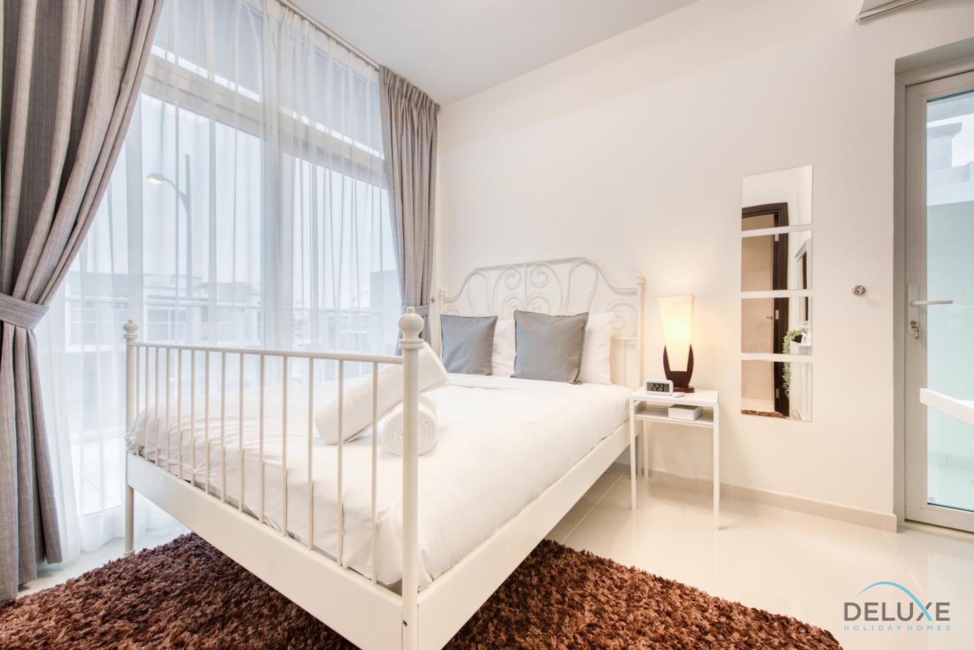 Tranquil 3br Townhouse At Albizia Damac Hills 2 By Deluxe Homes