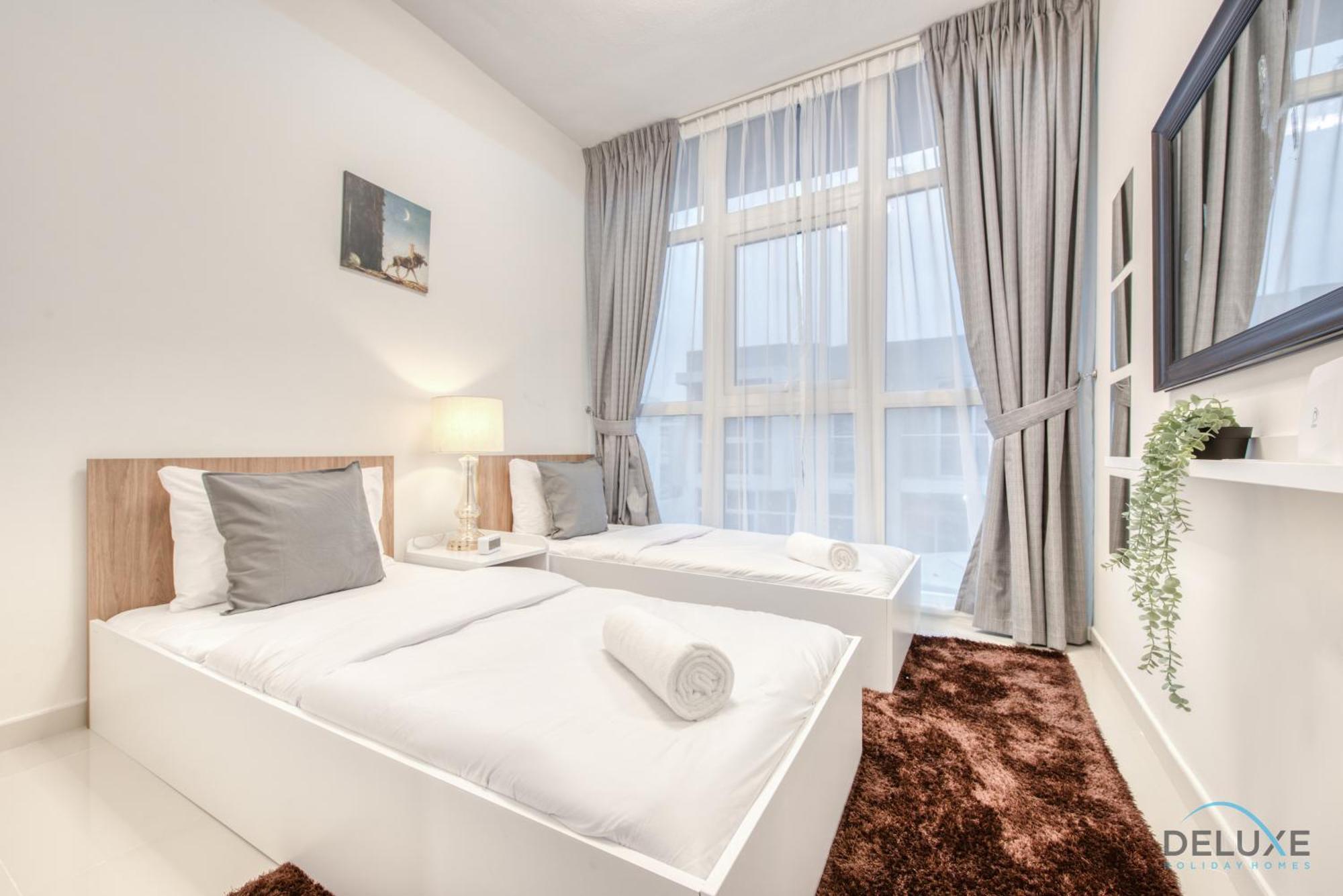 Tranquil 3br Townhouse At Albizia Damac Hills 2 By Deluxe Homes Appartement Dubaï