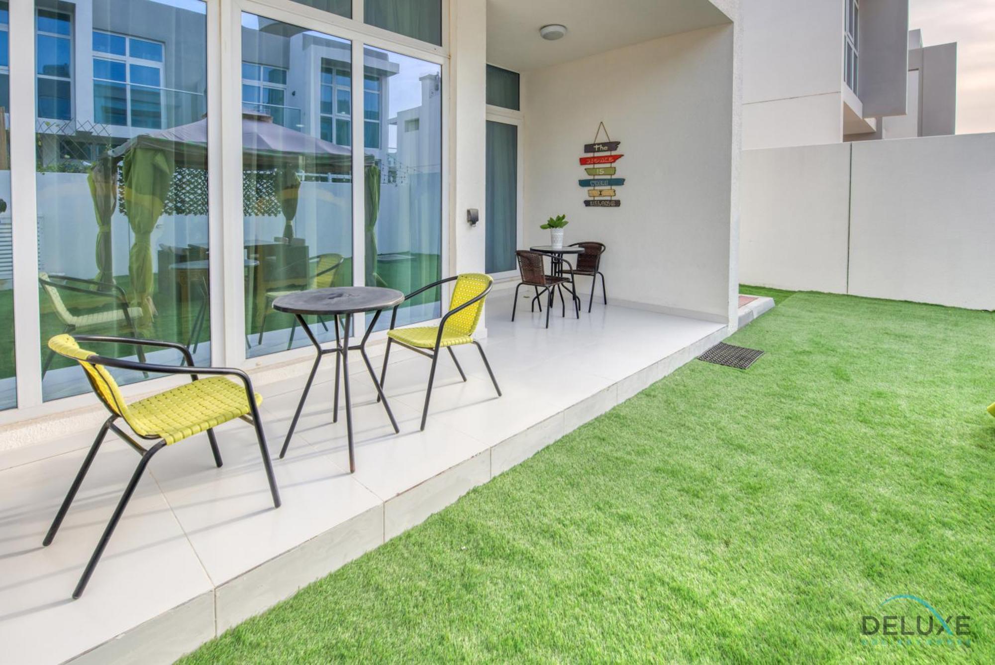 Tranquil 3br Townhouse At Albizia Damac Hills 2 By Deluxe Homes Appartement *