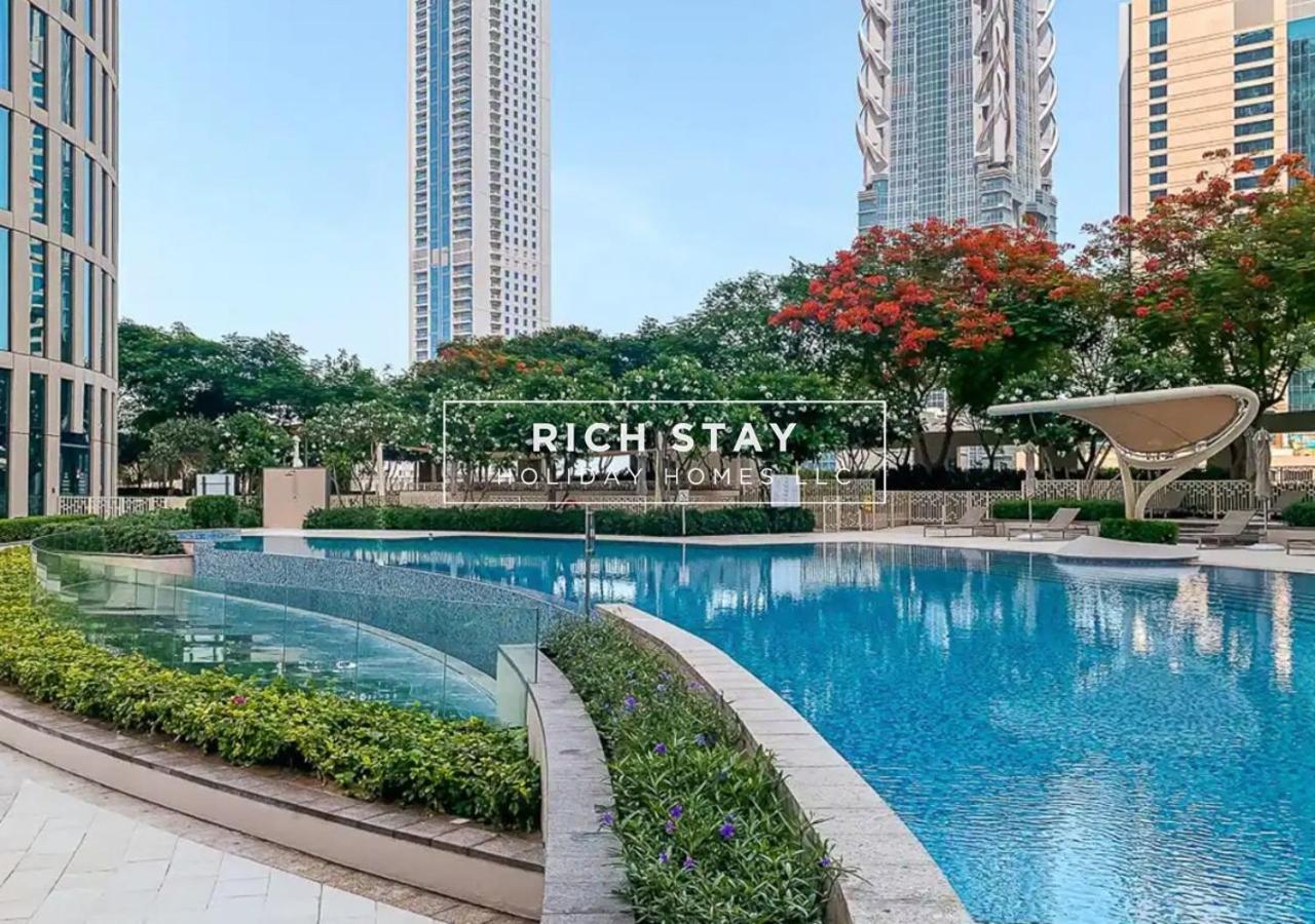 1br At Burj Vista Direct Access To Mall * Dubaï