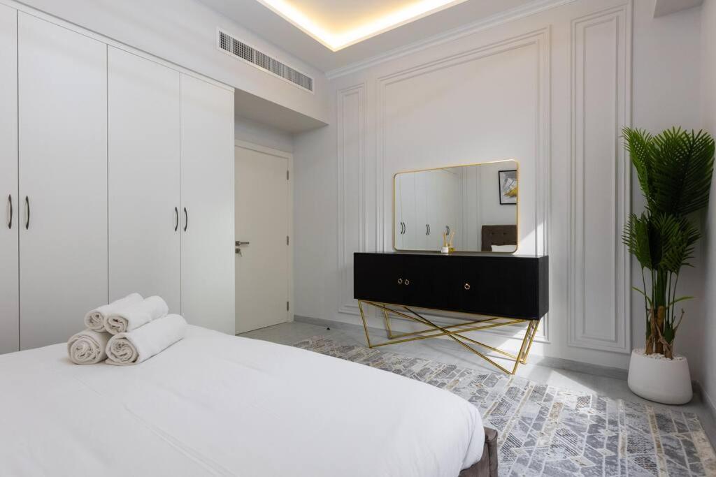 Stylish 3bdr In Rimal 2 Jbr * Dubaï