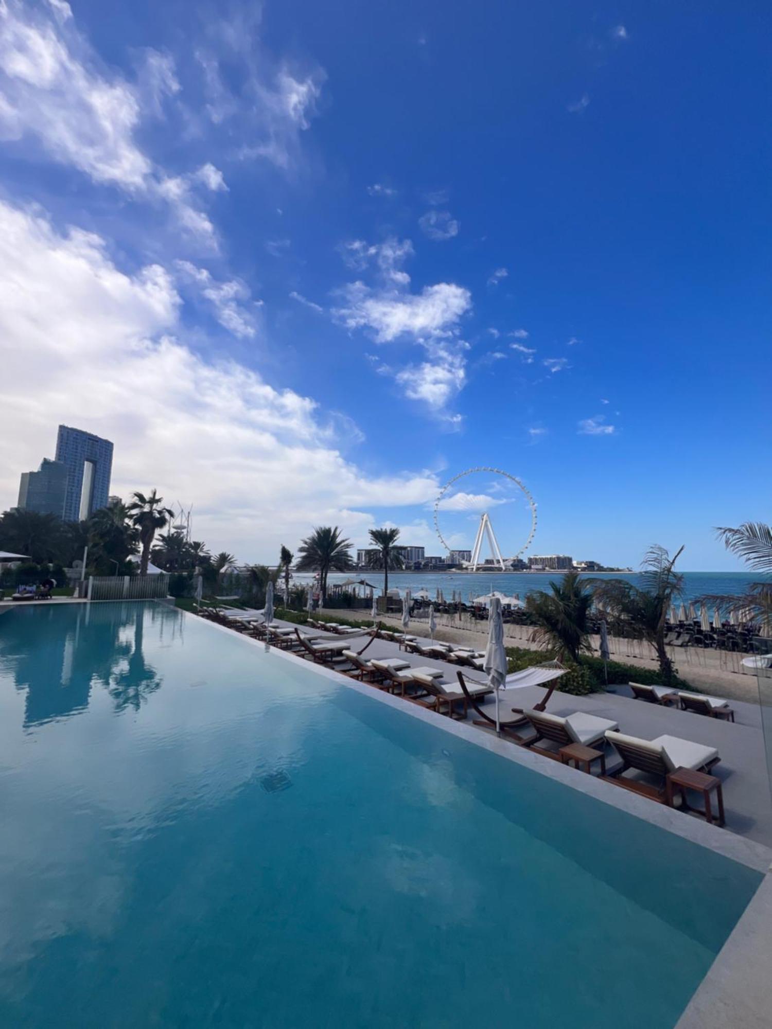 Luxury Beachfront Escape In La Vie Jbr