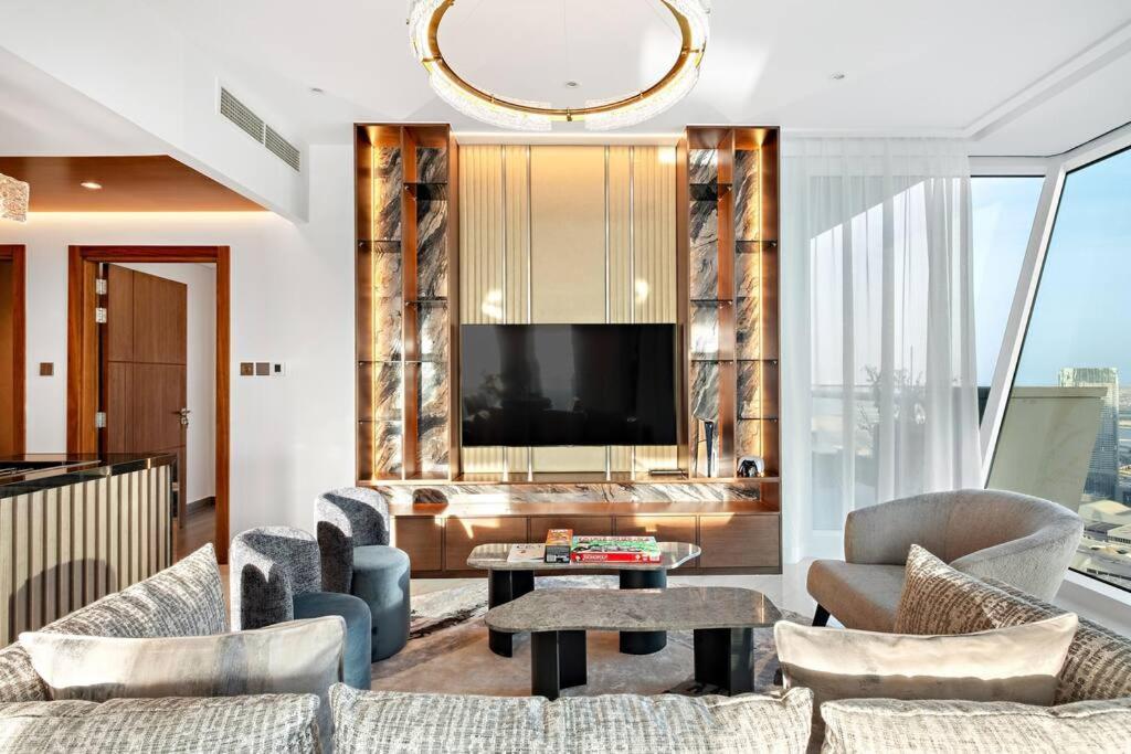 First Class 3br Wtih Full Burj Khalifa & Fountain View *