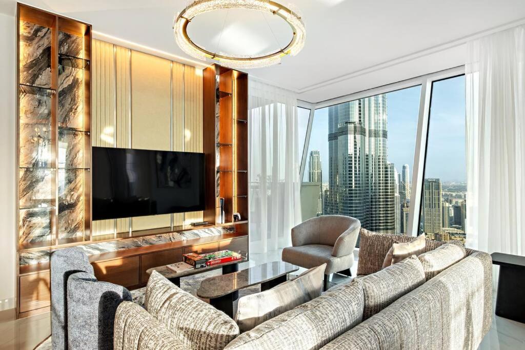 First Class 3br Wtih Full Burj Khalifa & Fountain View