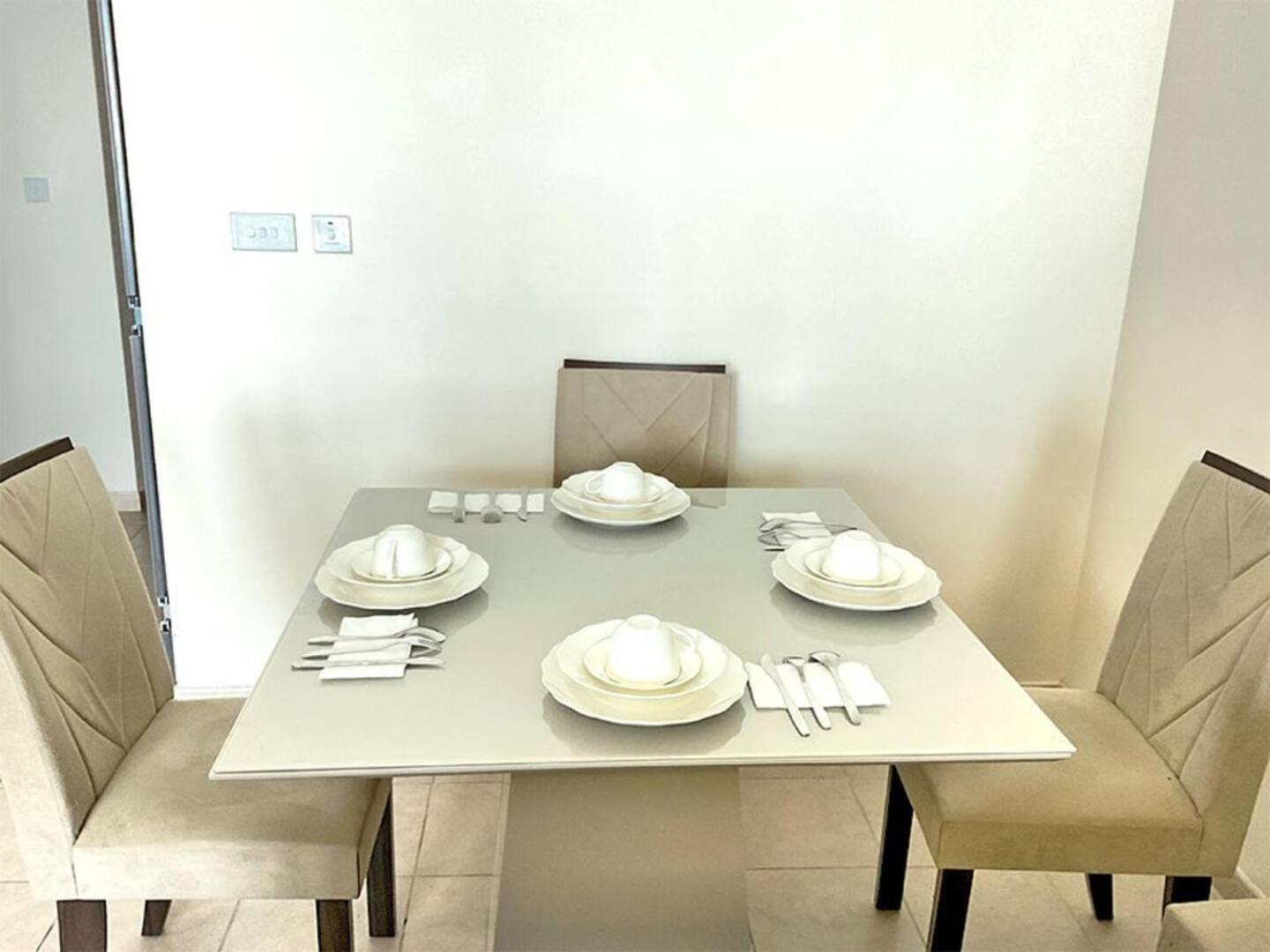 Gazde/Camere de închiriat Ensuite In Coliving In Marina Dubai