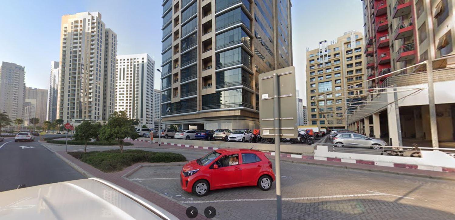 Homestay Deluxe Couple Partition In Tecom Near Metro Dubai