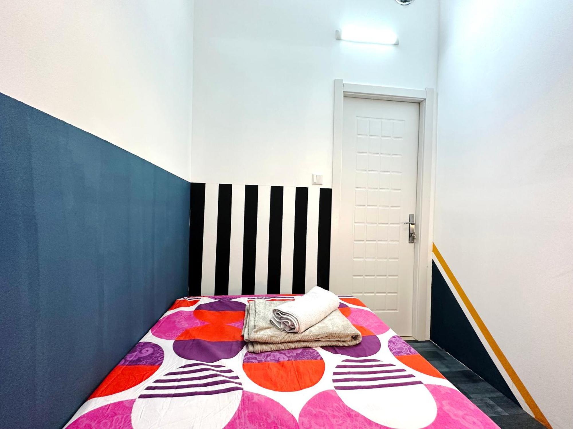 Habitación en casa particular Deluxe Couple Partition In Tecom Near Metro Dubái
