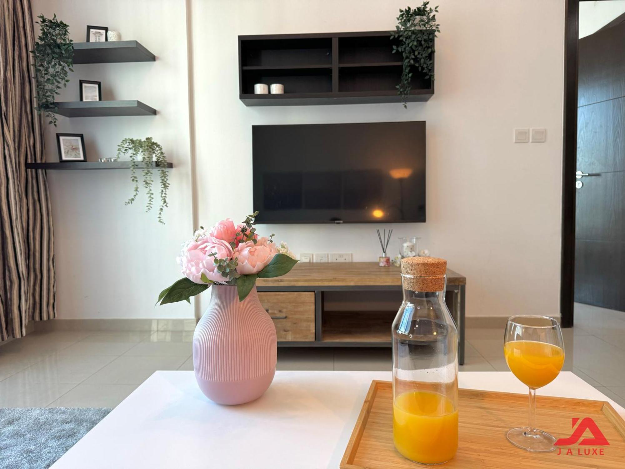 Lovely Marina View 1br In Bay Central Tower Dubaï
