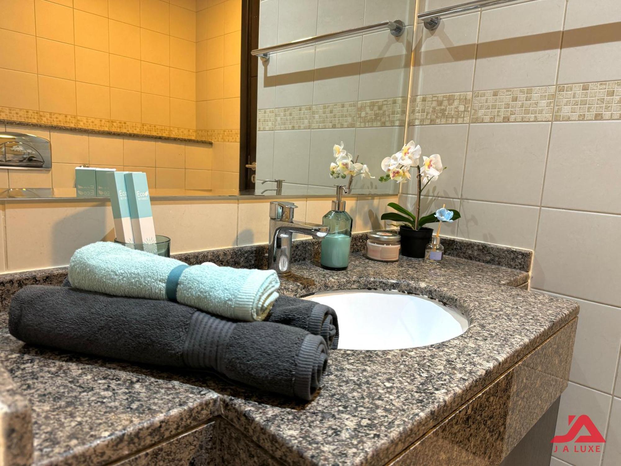 Appartement Lovely Marina View 1br In Bay Central Tower *