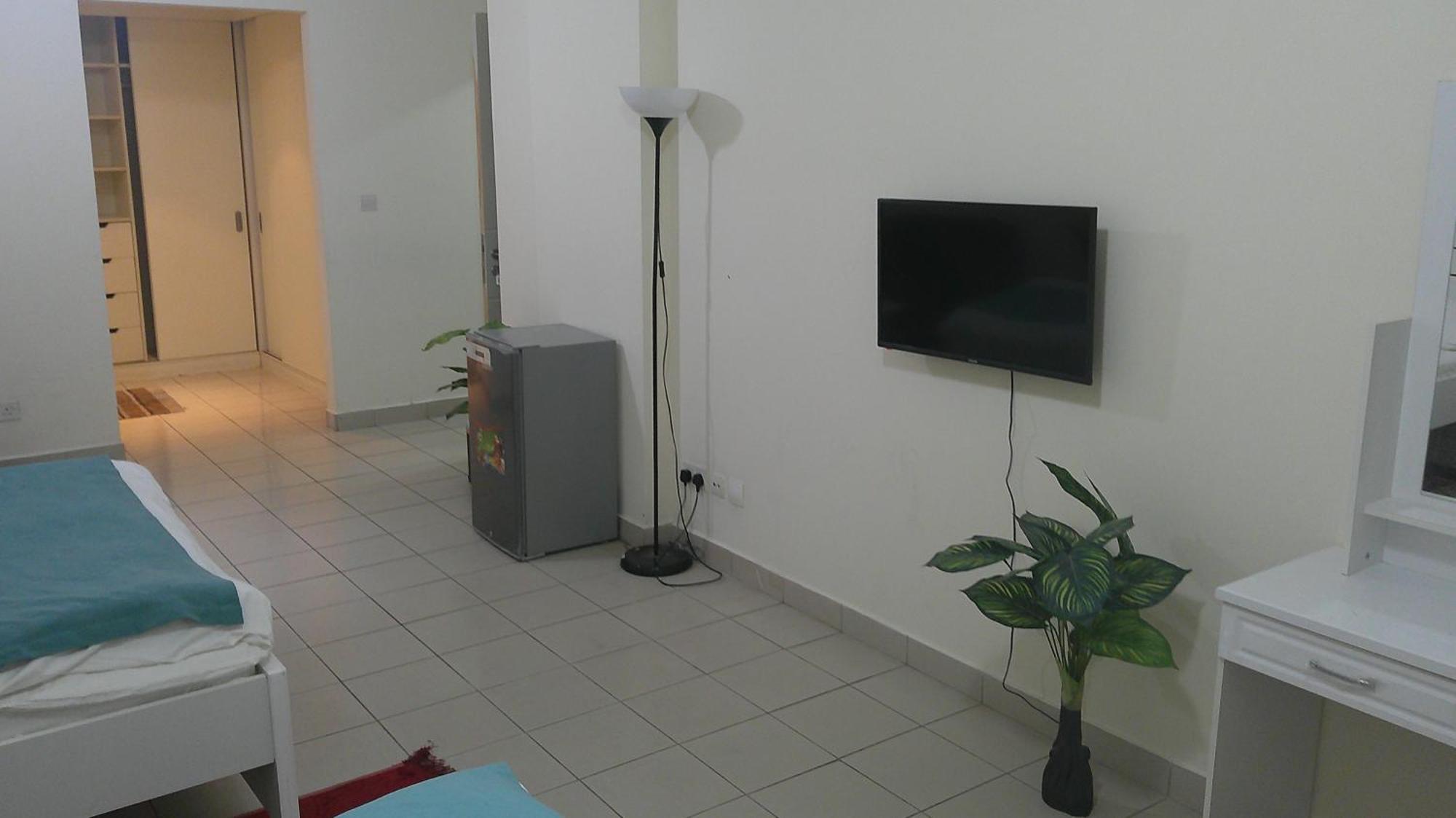 Ruby Star F2 Asrama Dubai
