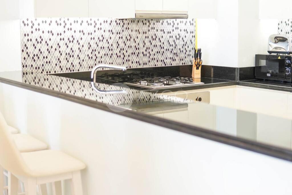 Fabulous 2bedroom In Paramount Midtown Lejlighed *