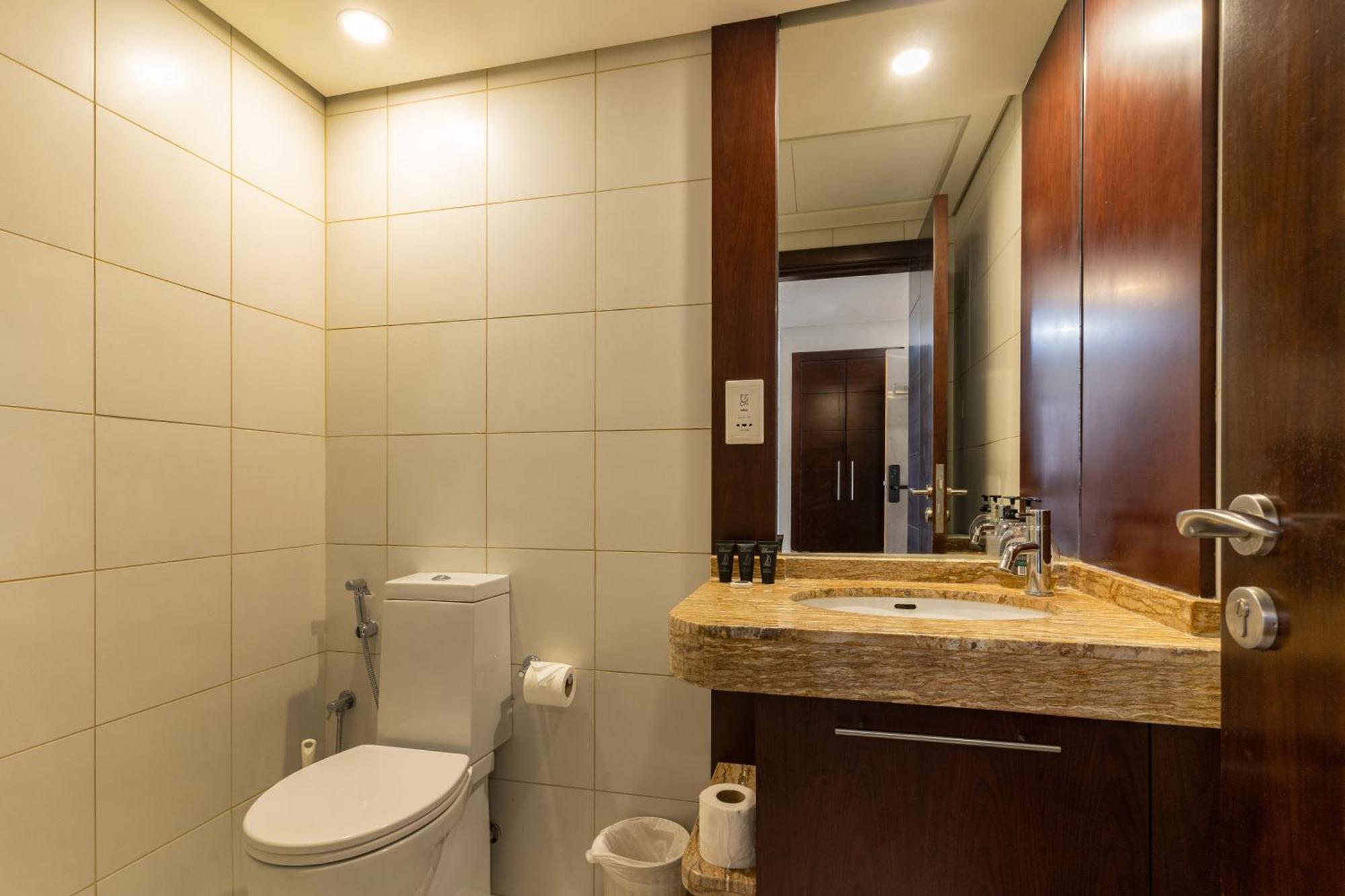Apartamento Chic 2br Apartment, Prime Location Near Mall - Allsopp&allsopp