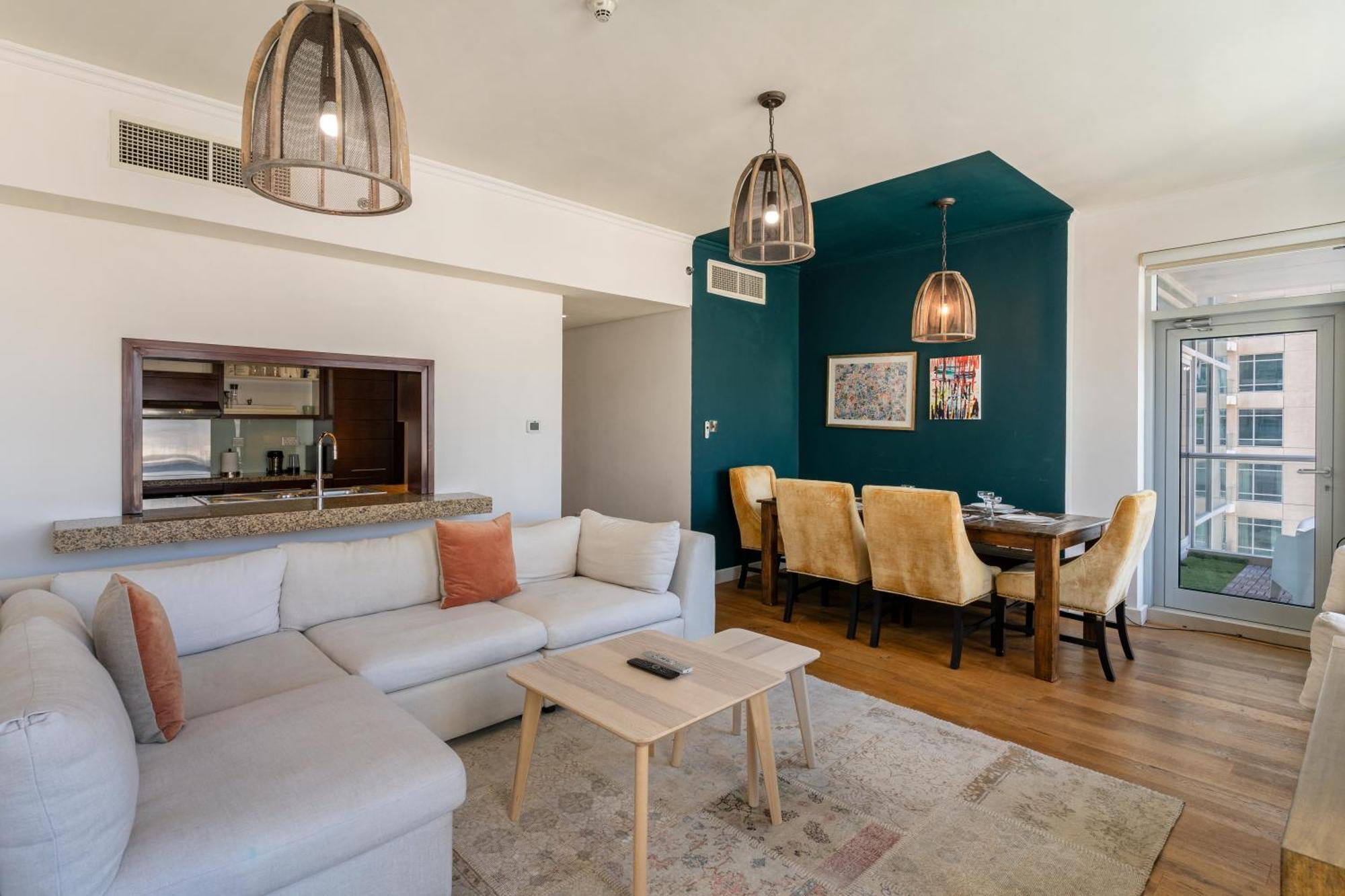 Chic 2br Apartment, Prime Location Near Mall - Allsopp&allsopp Apartamento *