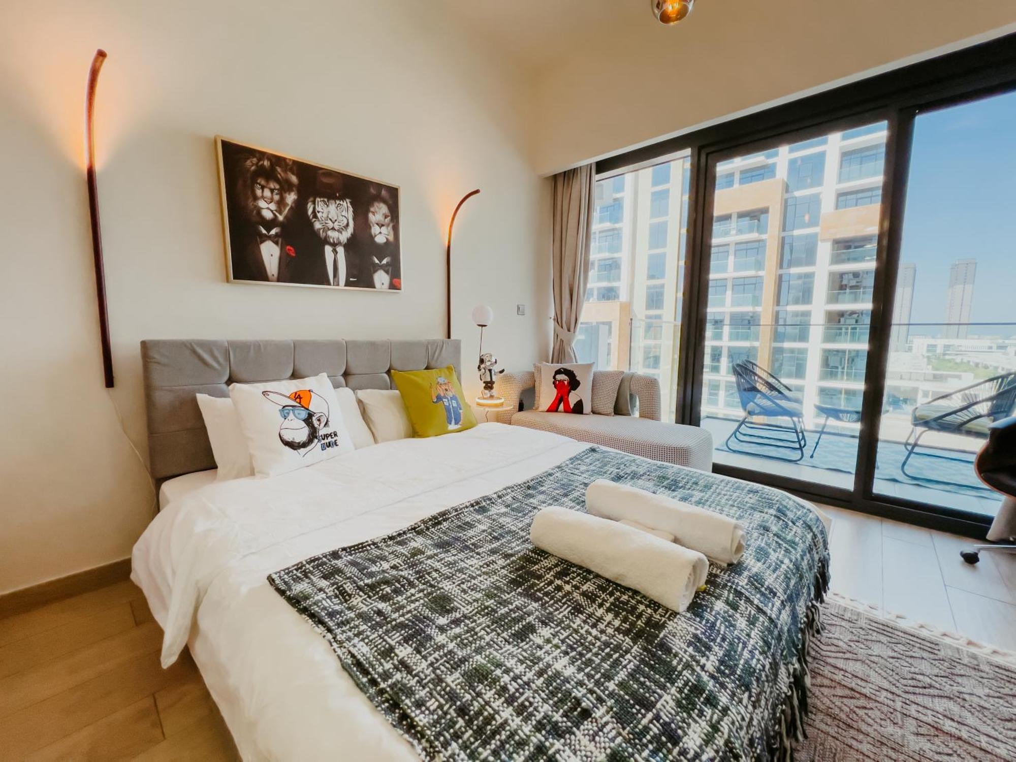 Appartement Modern Oasis: Spacious Near Downtown Dubaï