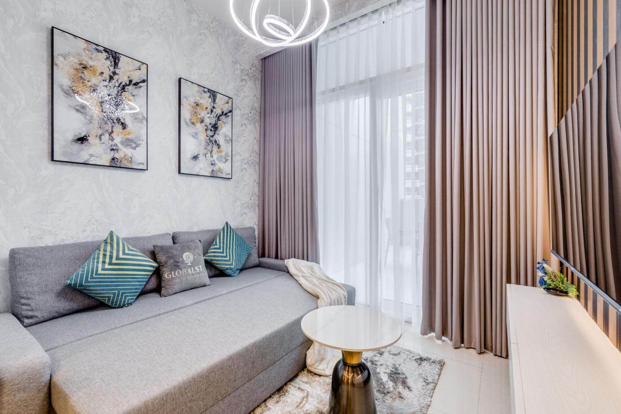 Appartamento Globalstay. Luxury Near The Canal Dubai