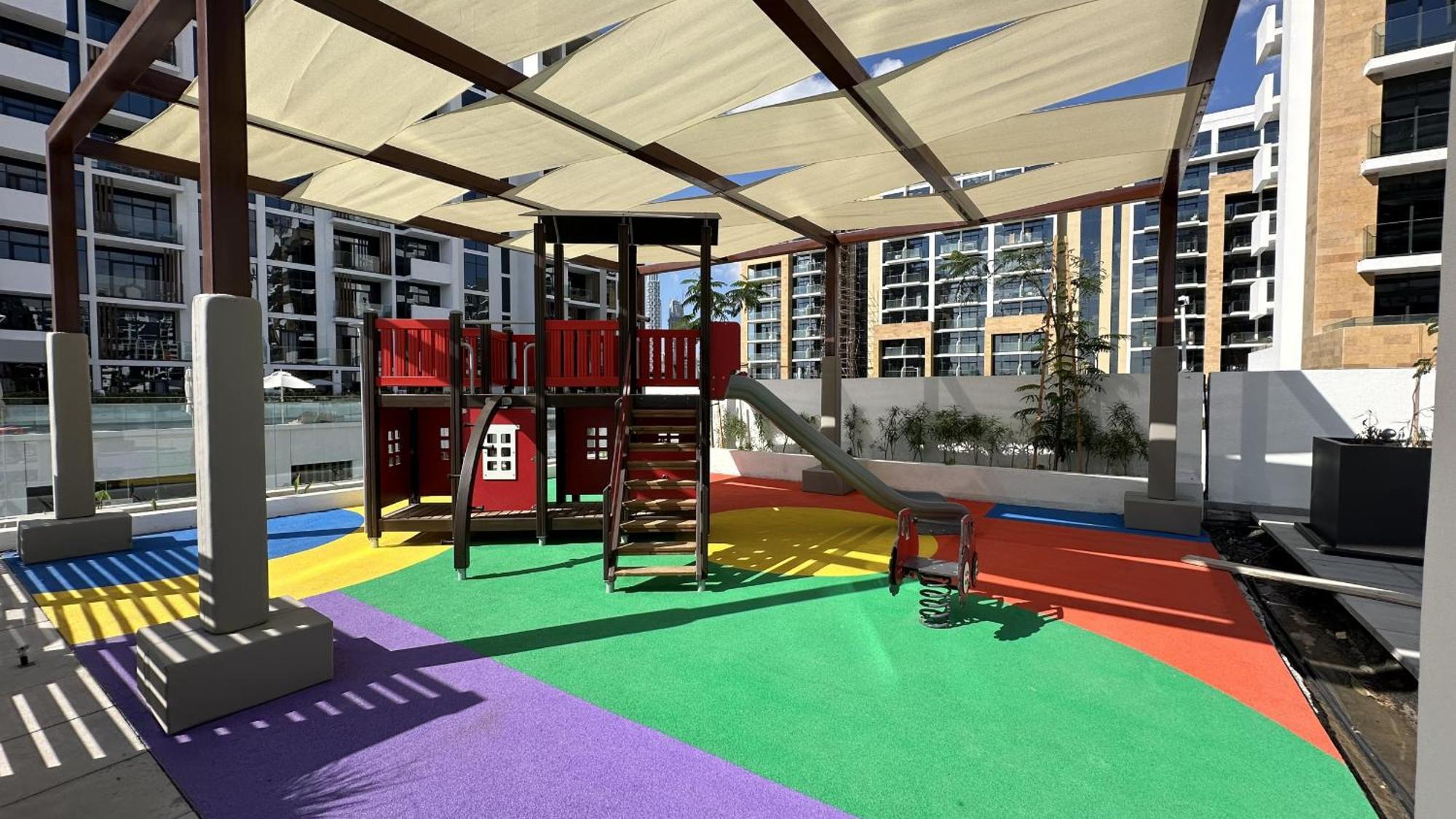 Easygo - Azizi Riviera 15 Community View Apartemen *