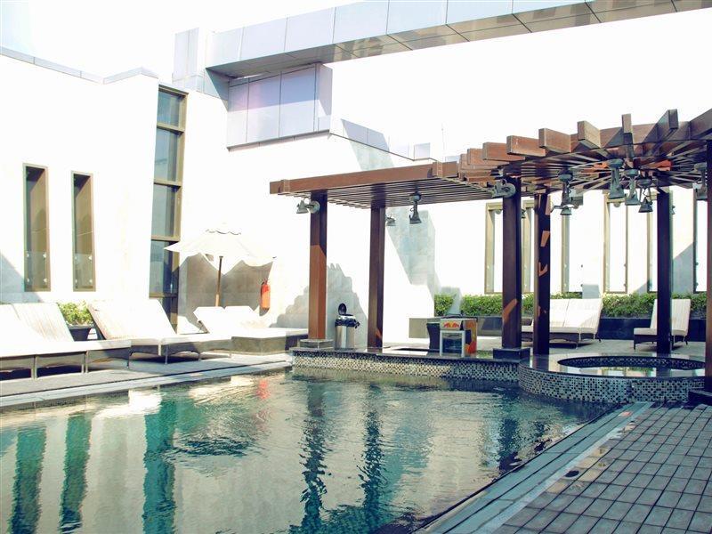 Hotel Halo 4*