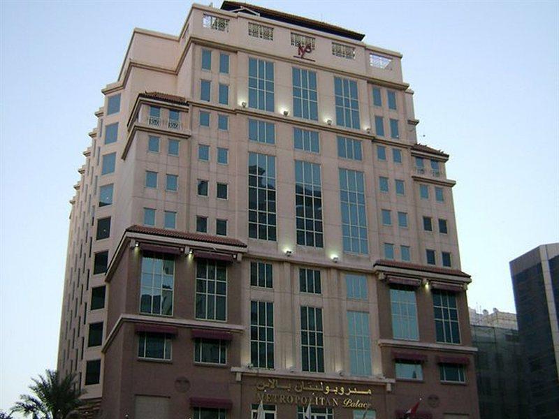 Knight Castle Hotel