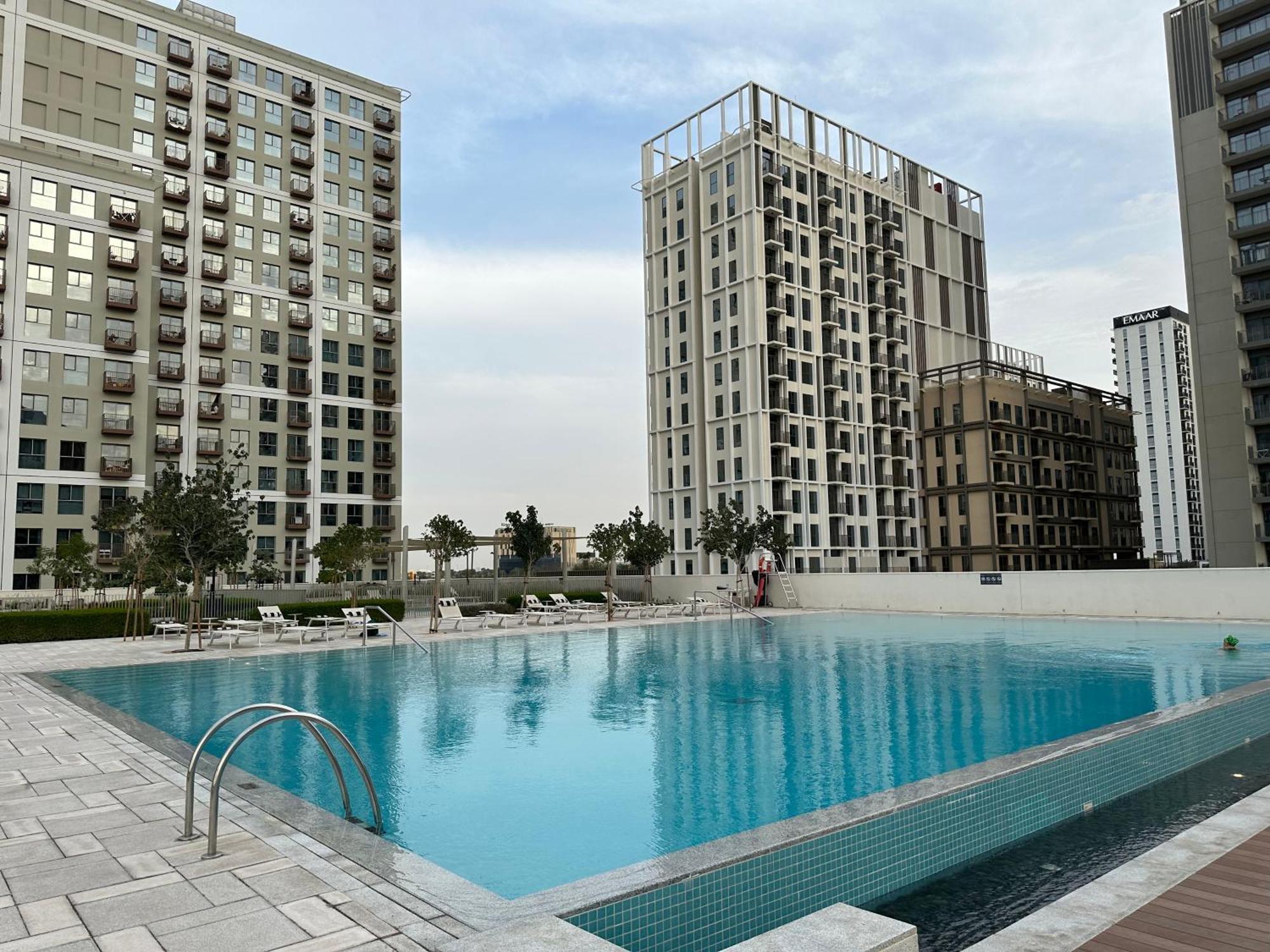 Chic 1-bed Oasis In Hills Appartement