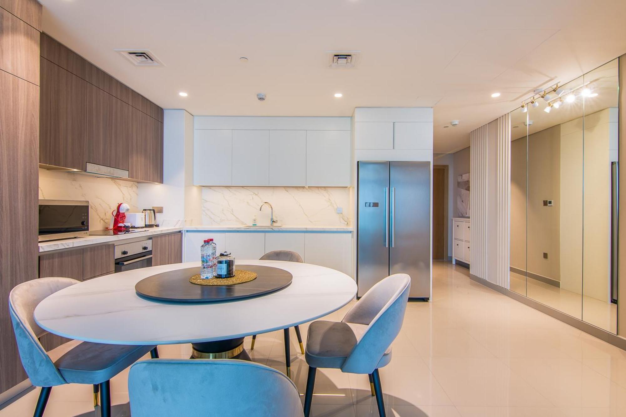 Privet 2br In Marina