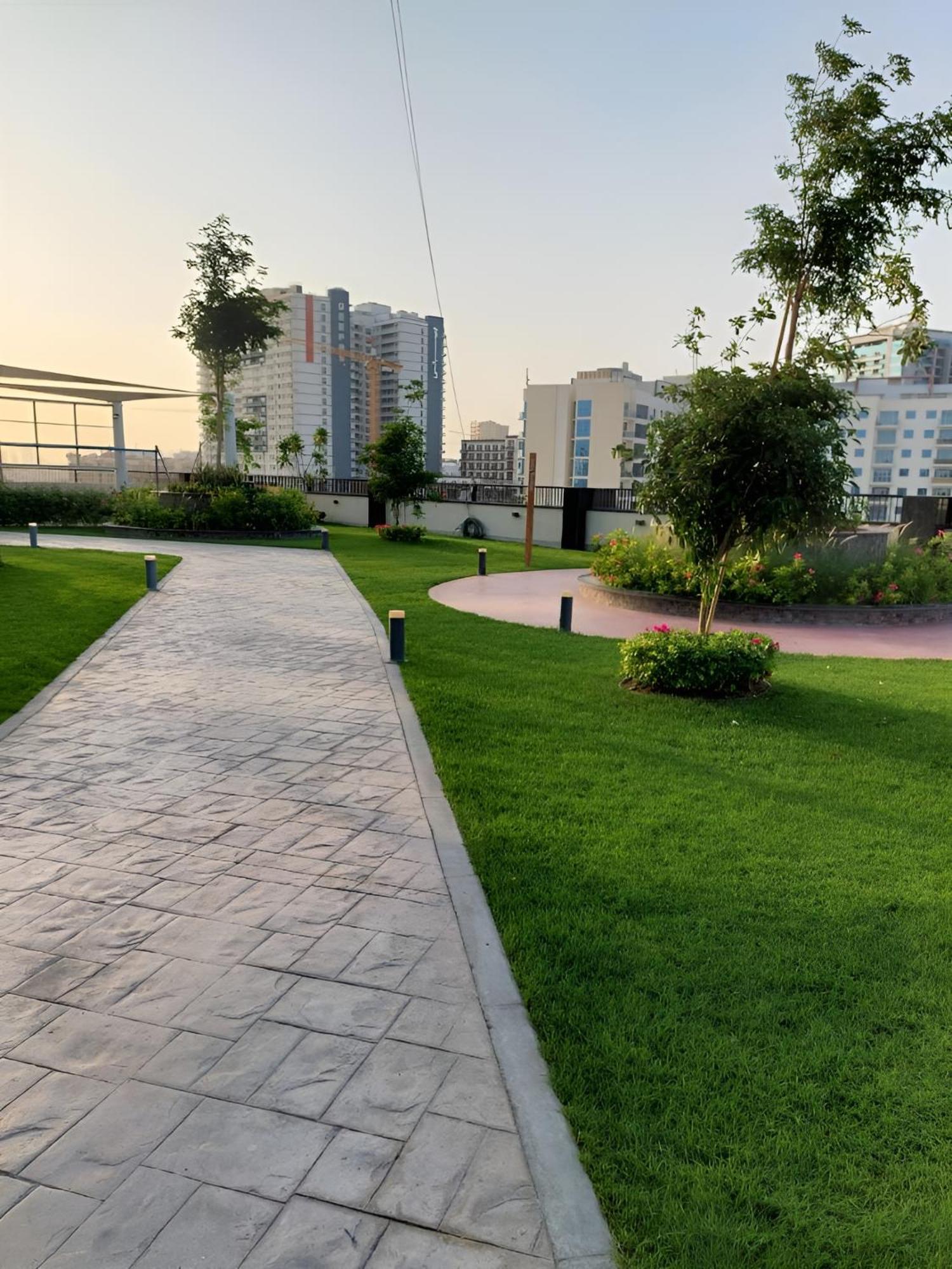 Spacious, Economical Near Miralcz Garden Apartament Dubai