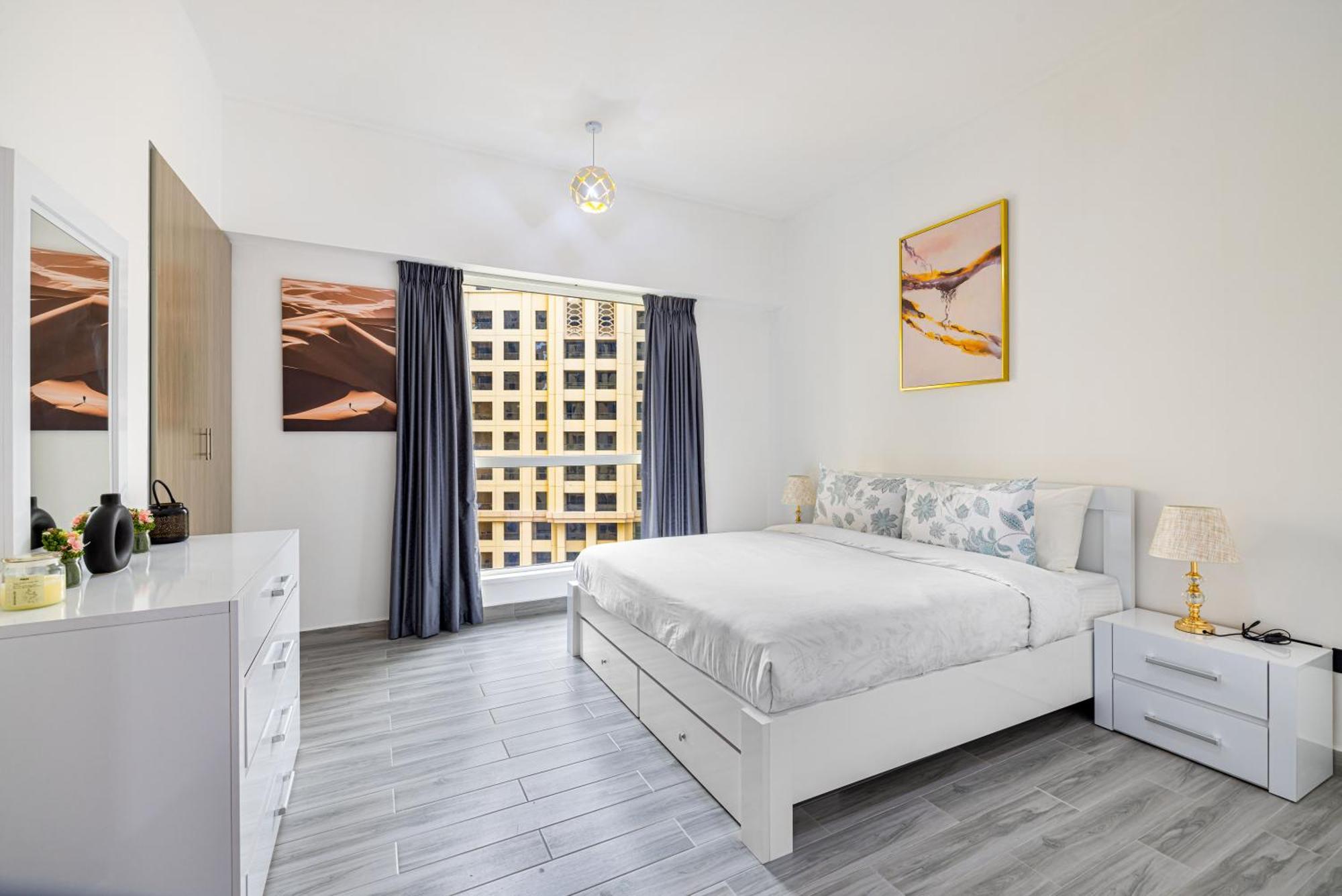 Upgraded 3 Bedroom At Jbr With Jacuzzi Apartamento Dubái