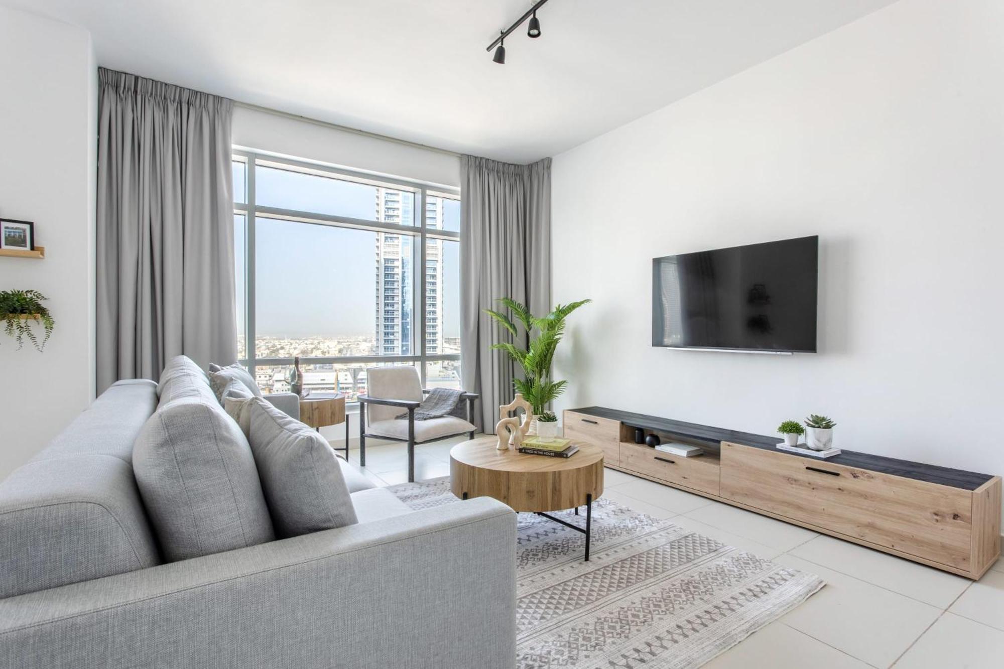 Frank Porter - The Lofts West